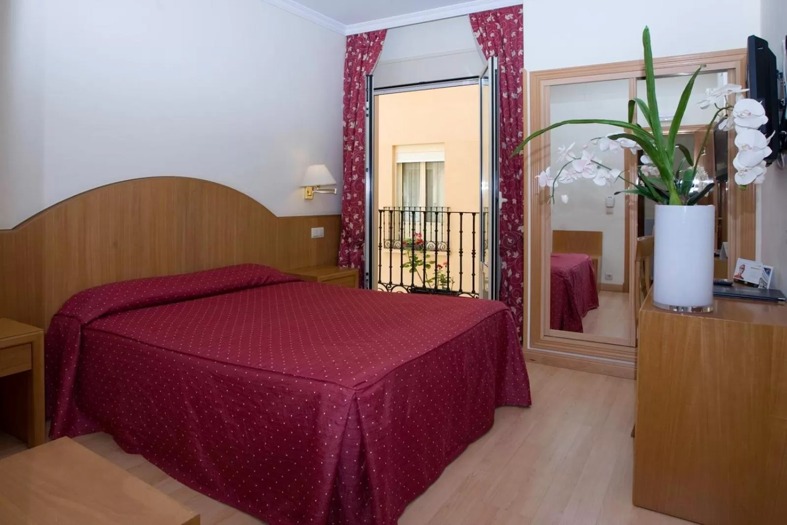 Photo of the whole room, Bed in Hotel Europa