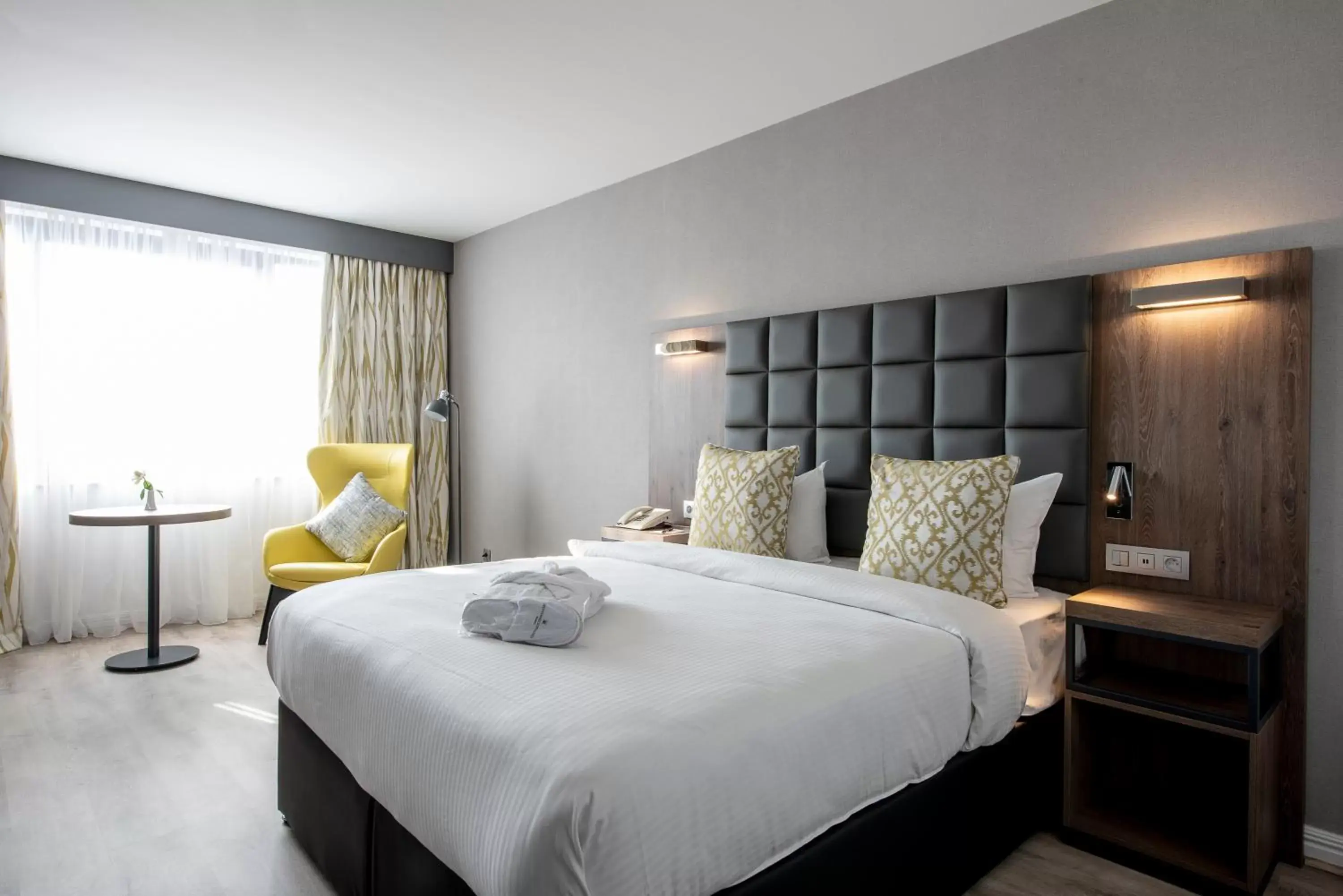 Bed in Gresham Belson Hotel Brussels