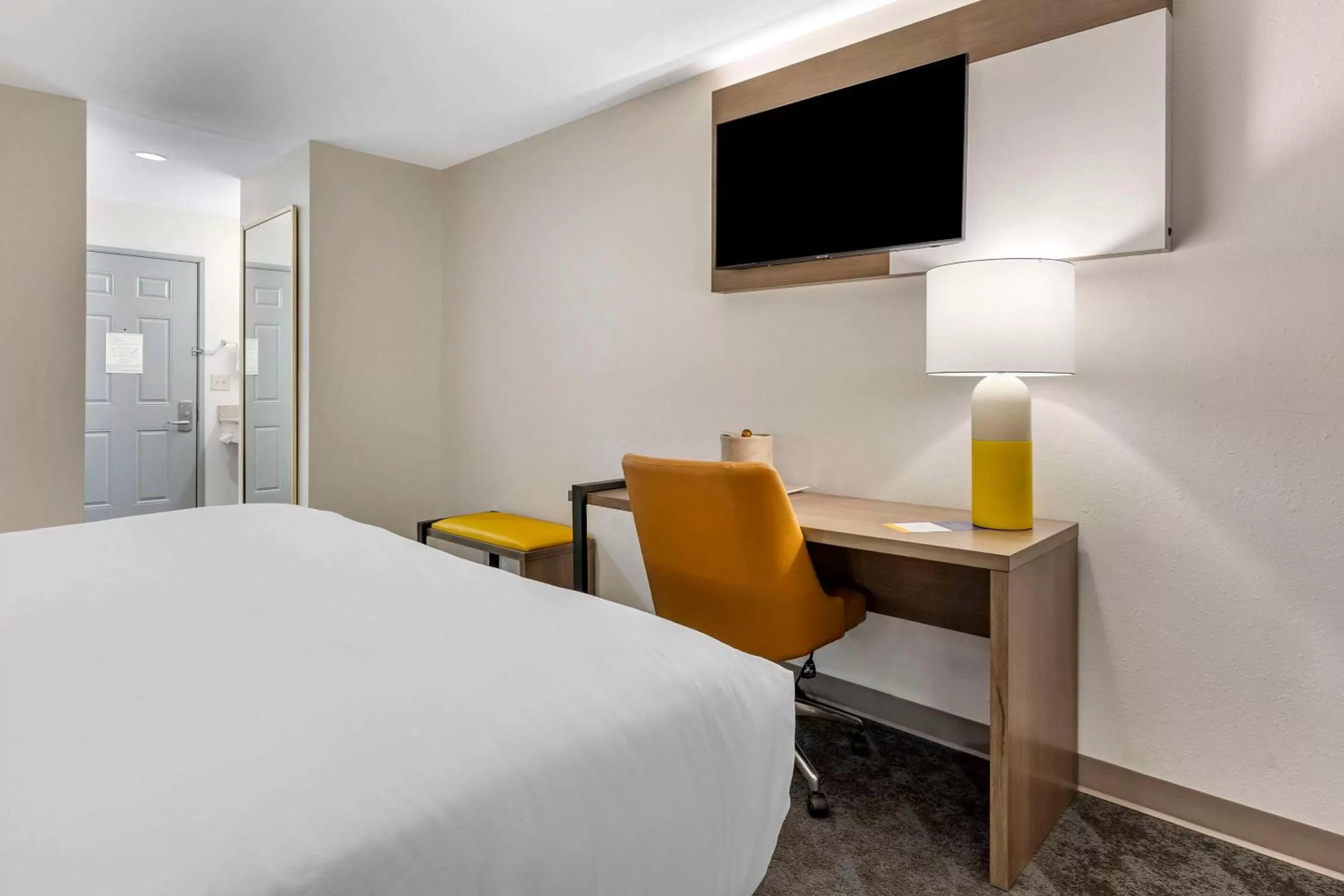 Bedroom, Bed in Comfort Inn & Suites Shelbyville