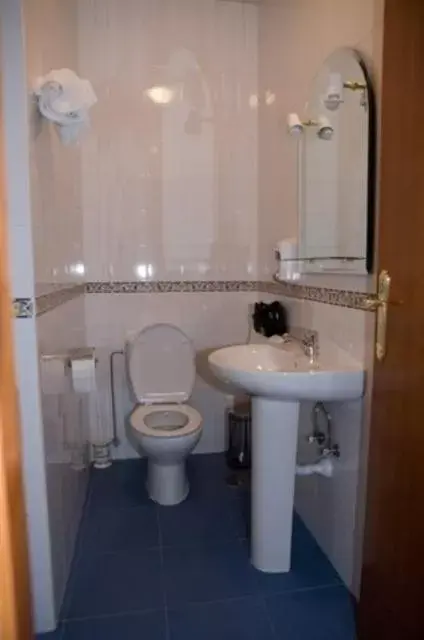 Bathroom in Hotel Don Juan