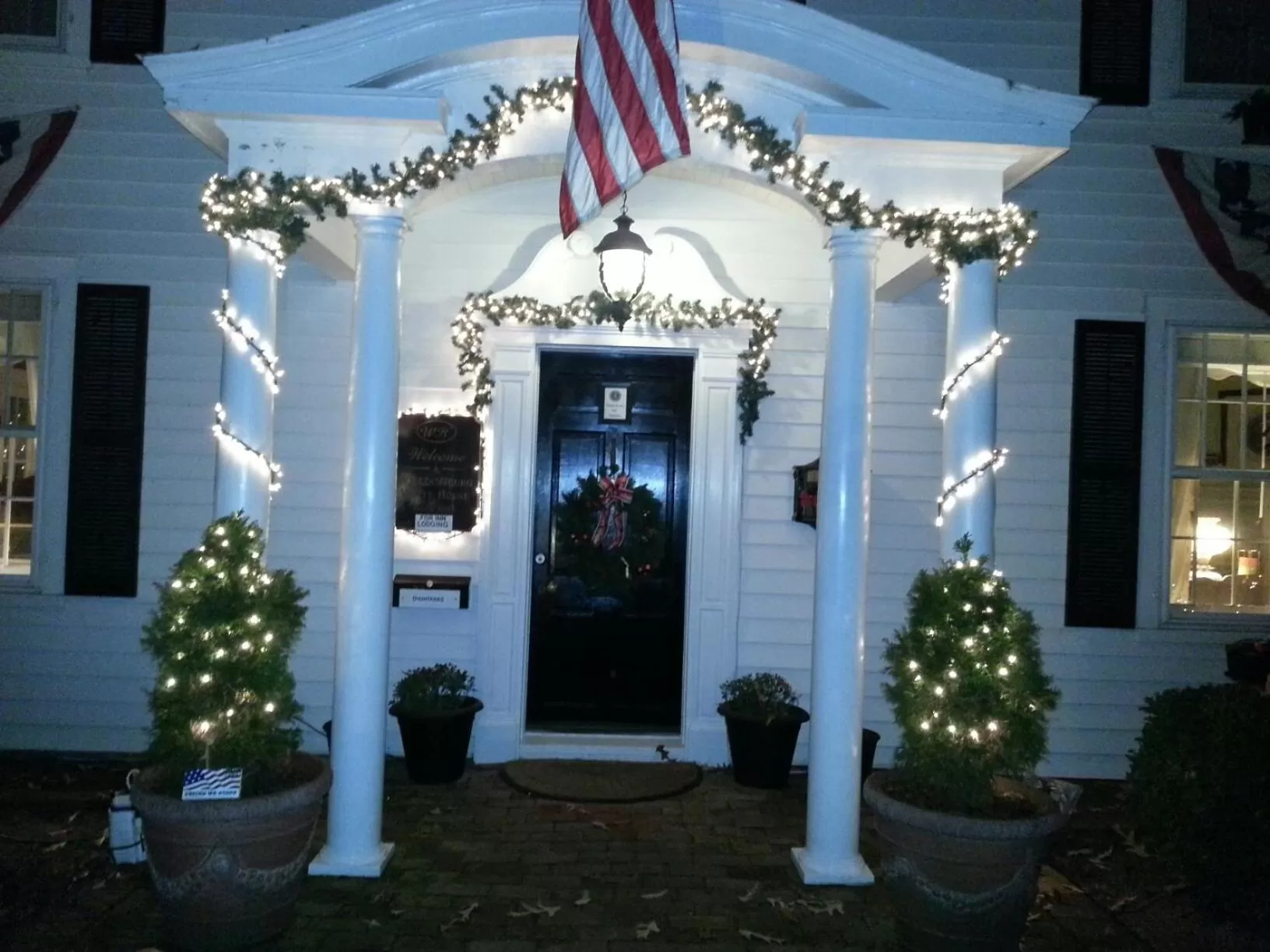 Facade/entrance in A Williamsburg White House Inn