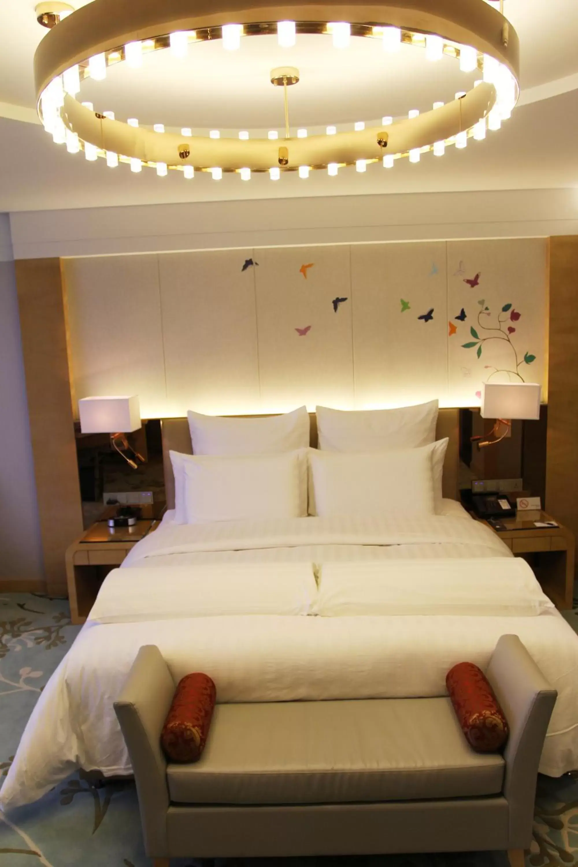 Bedroom, Bed in Pullman Linyi Lushang