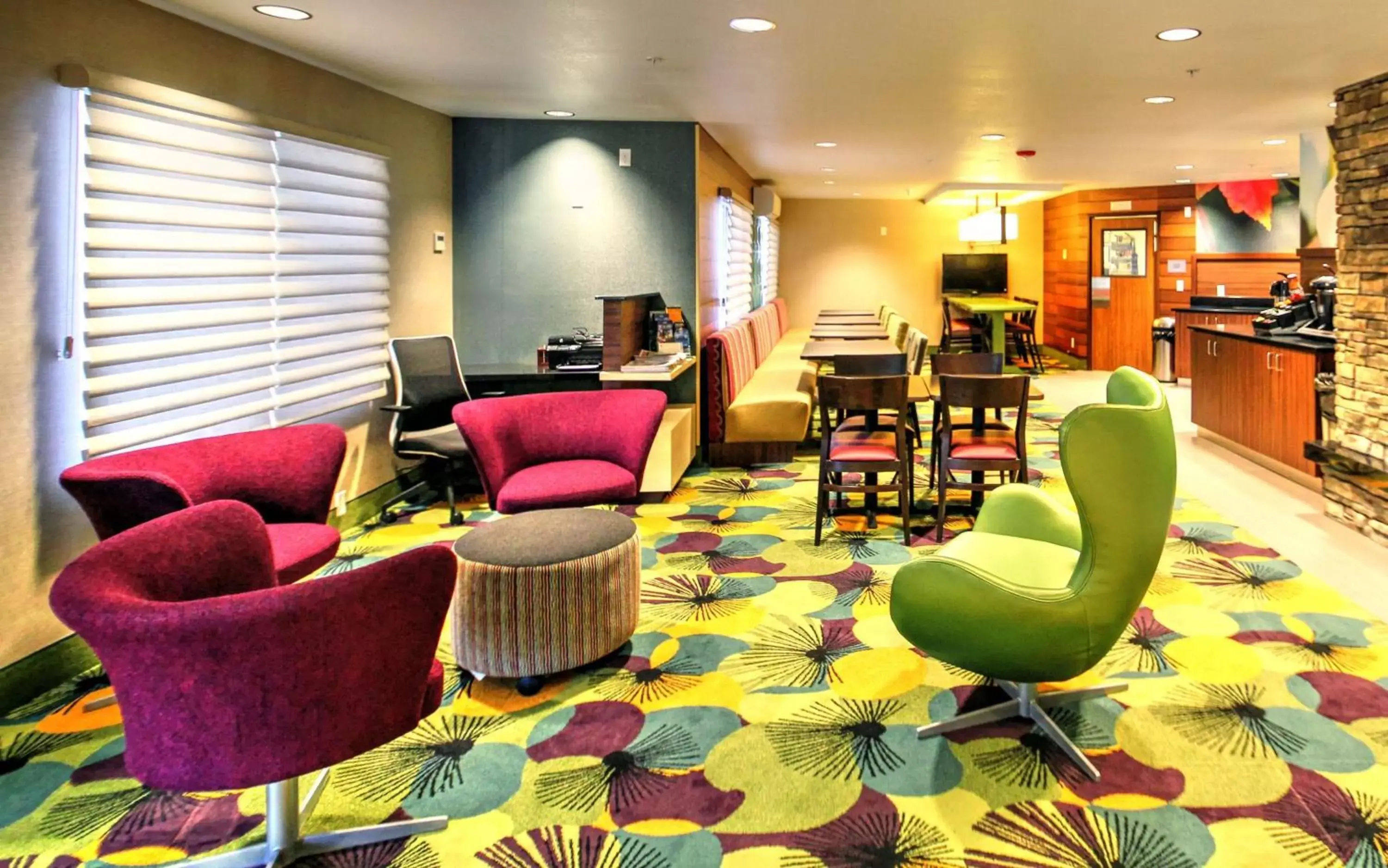 Lobby or reception, Lounge/Bar in Fairfield Inn Boise Airport