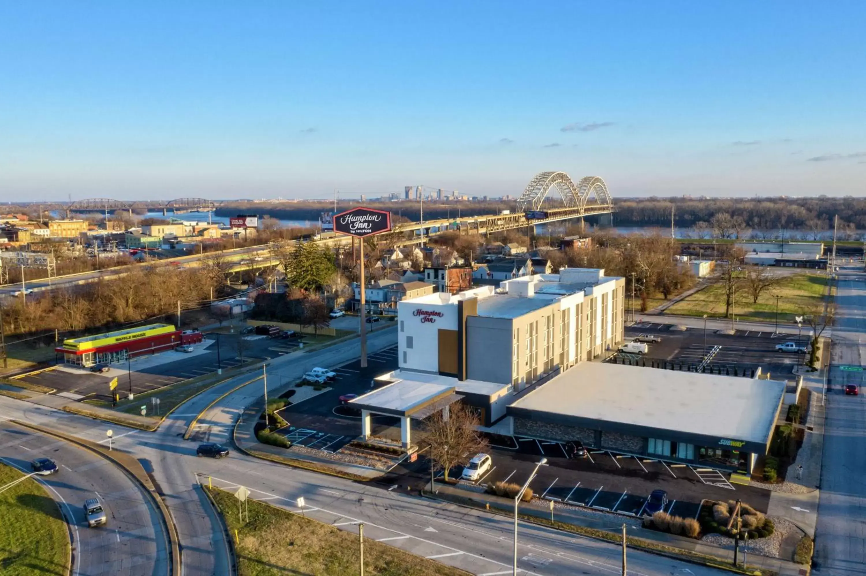 Property building, Bird's-eye View in Hampton Inn New Albany Louisville West