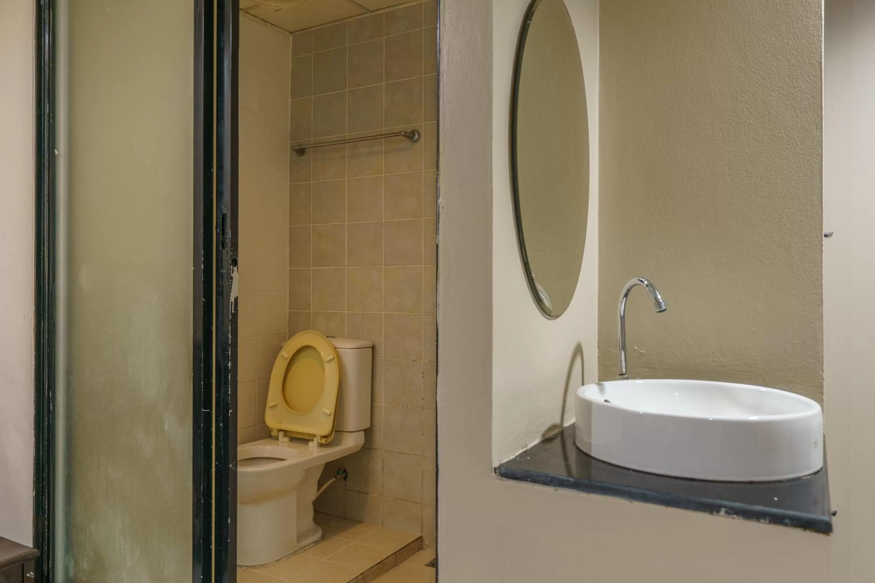 Shower, Bathroom in CheQinn Bed Sukhumvit 4 Nana Plaza