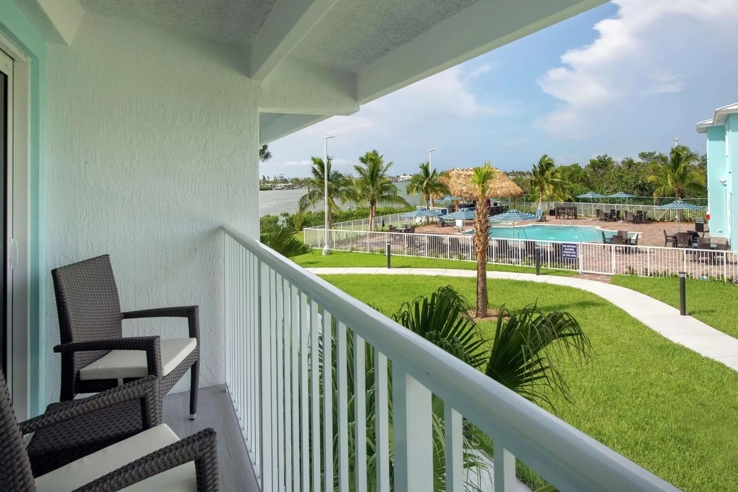 View (from property/room), Balcony/Terrace in Hampton Inn Marathon - Florida Keys