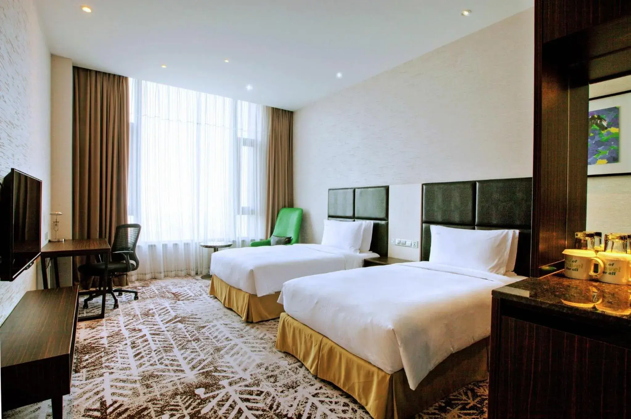 Photo of the whole room, Bed in Holiday Inn - Shanghai Jinshan, an IHG Hotel