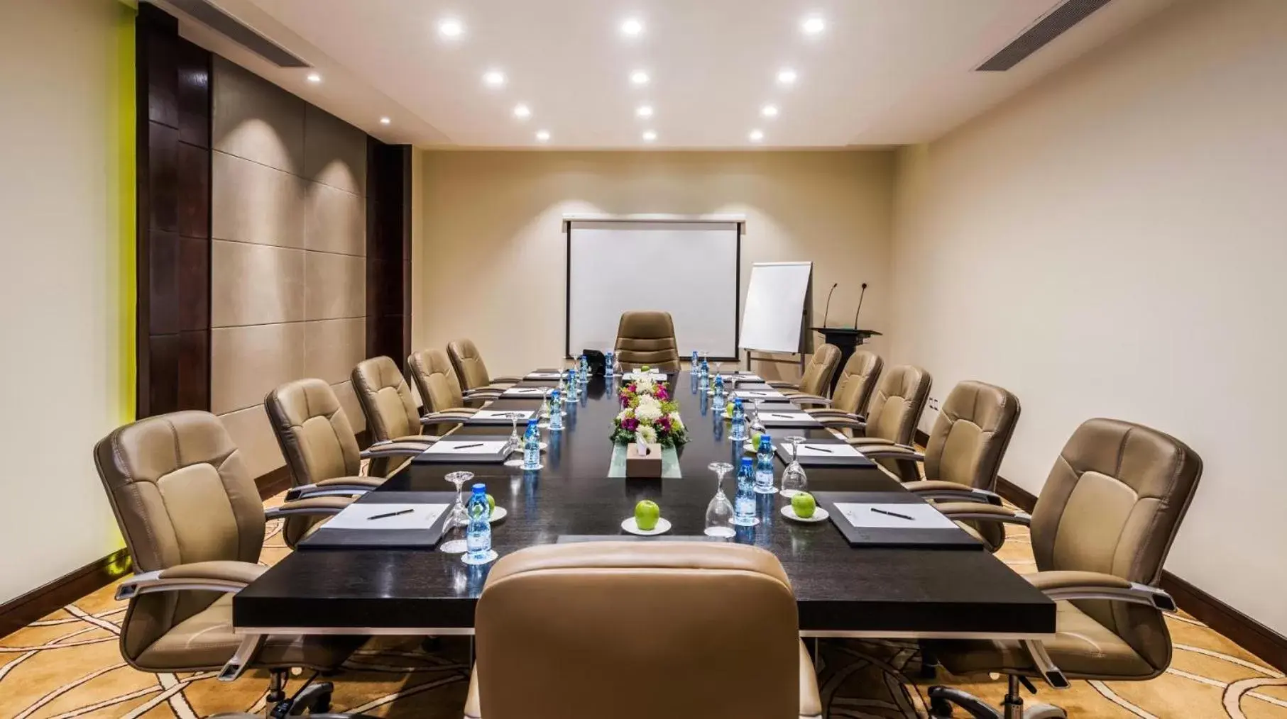 Meeting/conference room in Boudl Al Tahlia