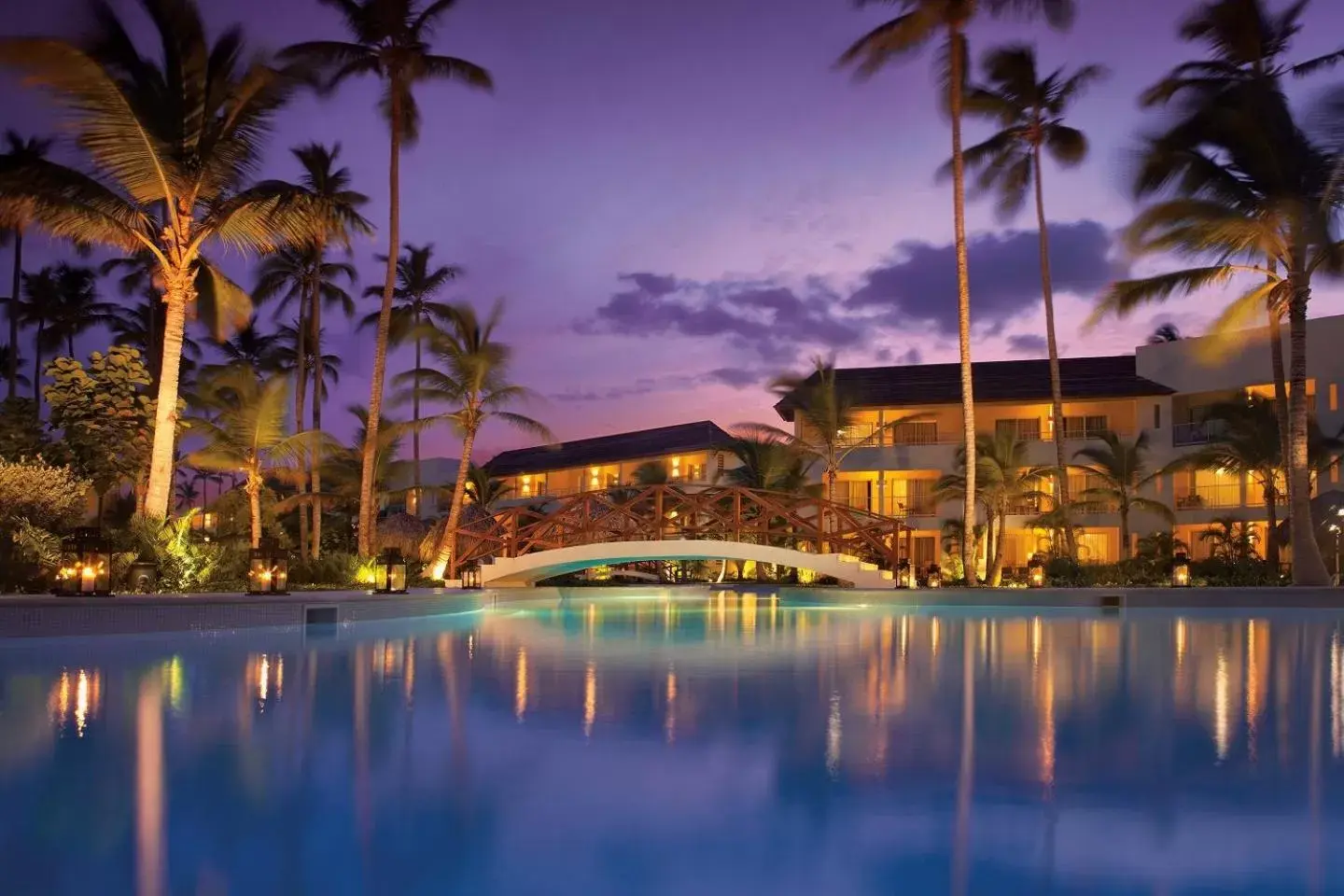 Swimming pool in Dreams Royal Beach Punta Cana - All Inclusive Swimming pool in Dreams Royal Beach Punta Cana - All Inclusive
