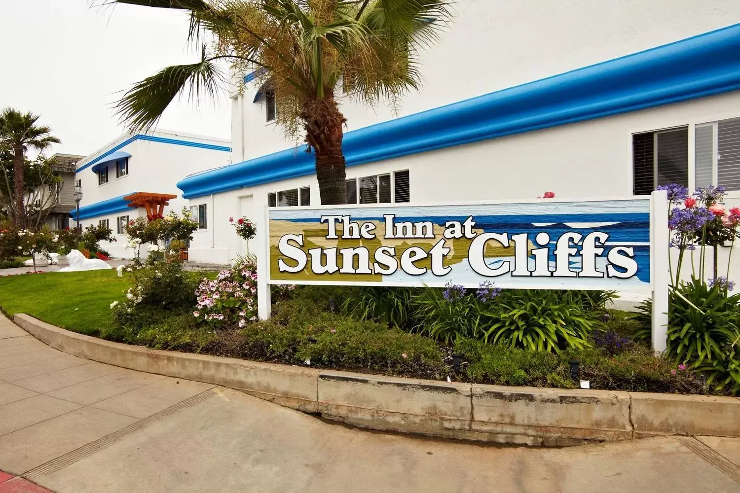 Facade/entrance, Property Logo/Sign in The Inn at Sunset Cliffs