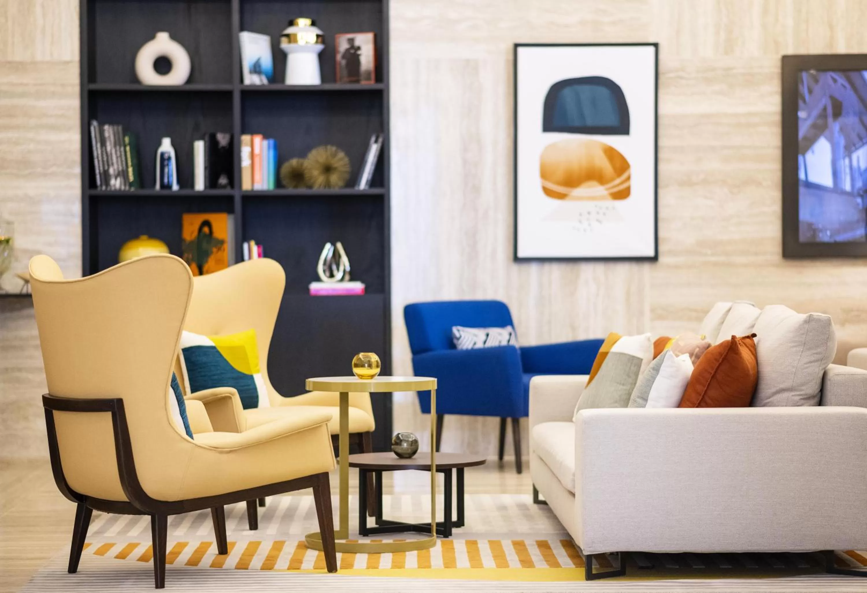 Lobby or reception in voco Doha West Bay Suites by IHG