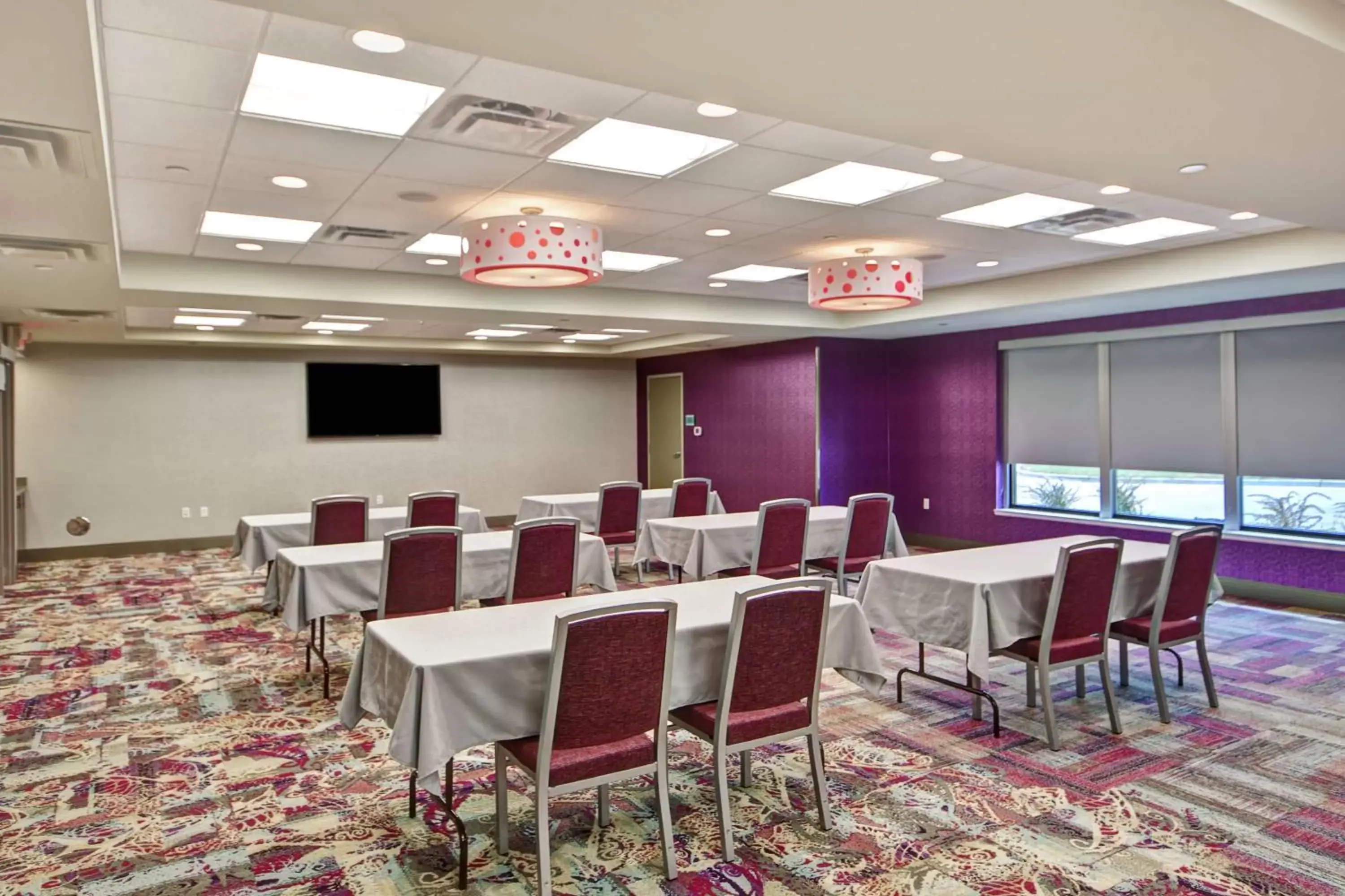 Meeting/conference room in Home2 Suites by Hilton KCI Airport