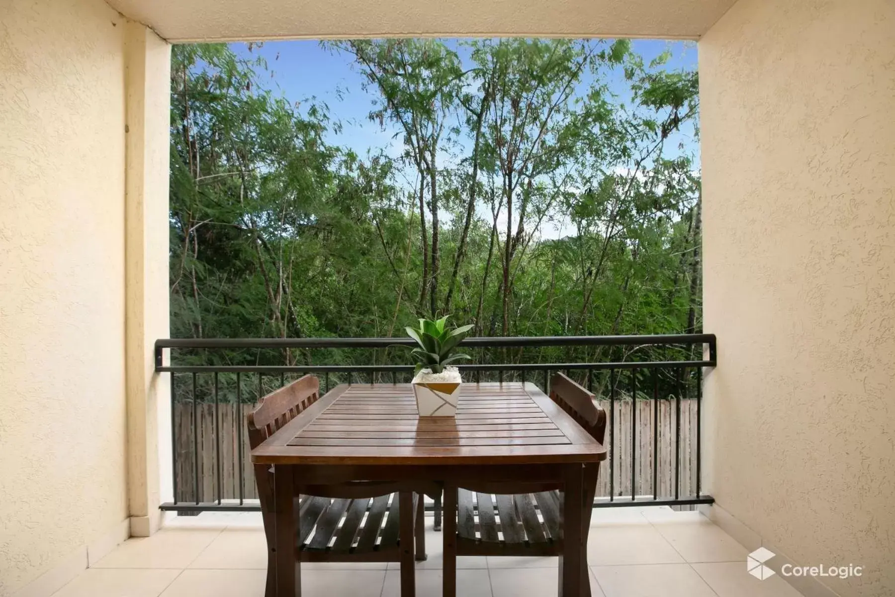 Balcony/Terrace in The Lakes Resort Cairns
