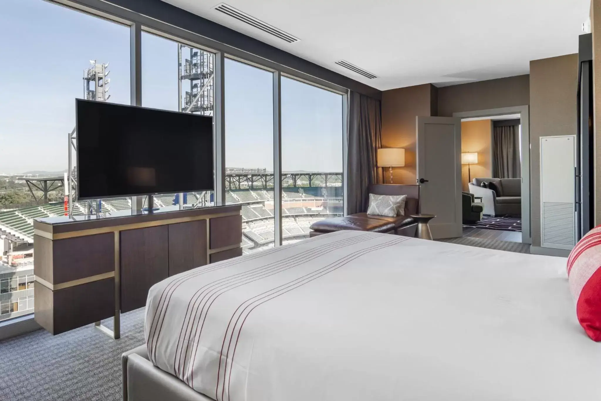 Photo of the whole room, TV/Entertainment Center in Omni Hotel at the Battery Atlanta