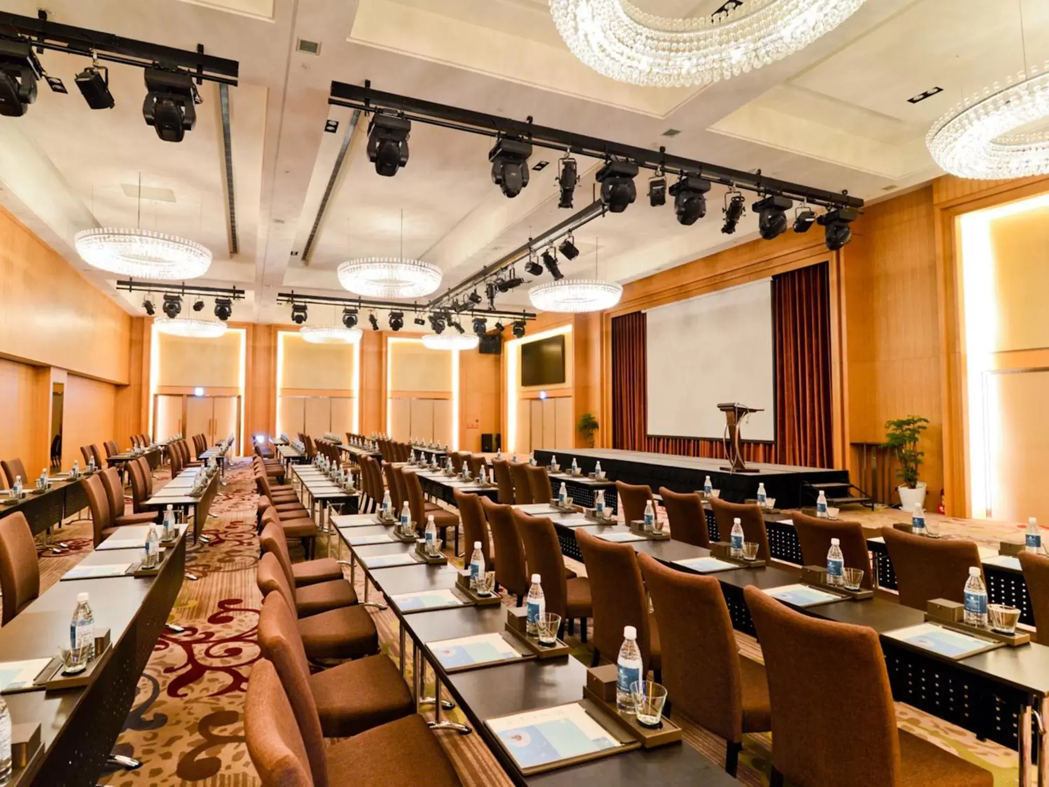 Business facilities in Millennium Hotel Taichung