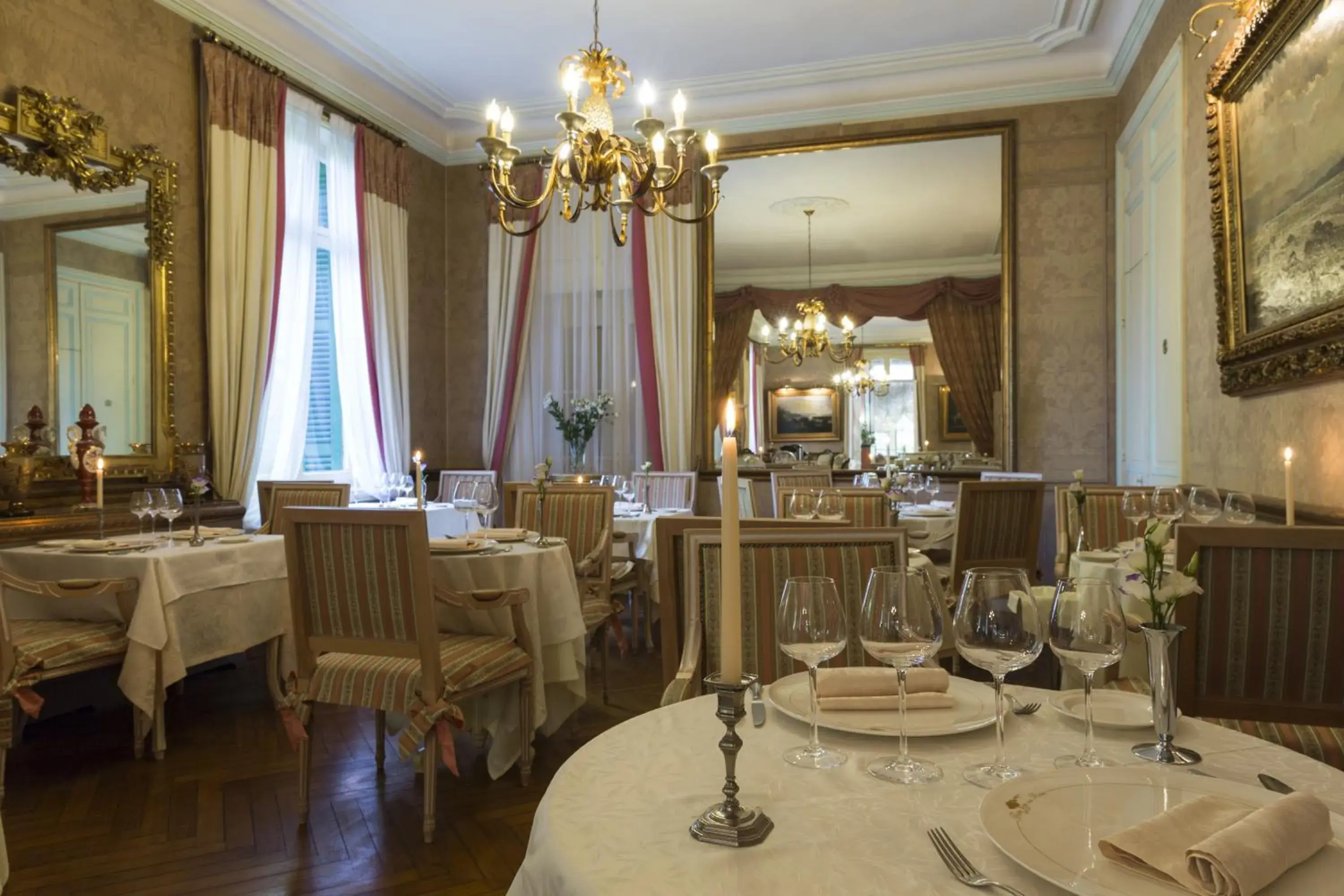 Restaurant/Places to Eat in Hotel Belle Isle Sur Risle