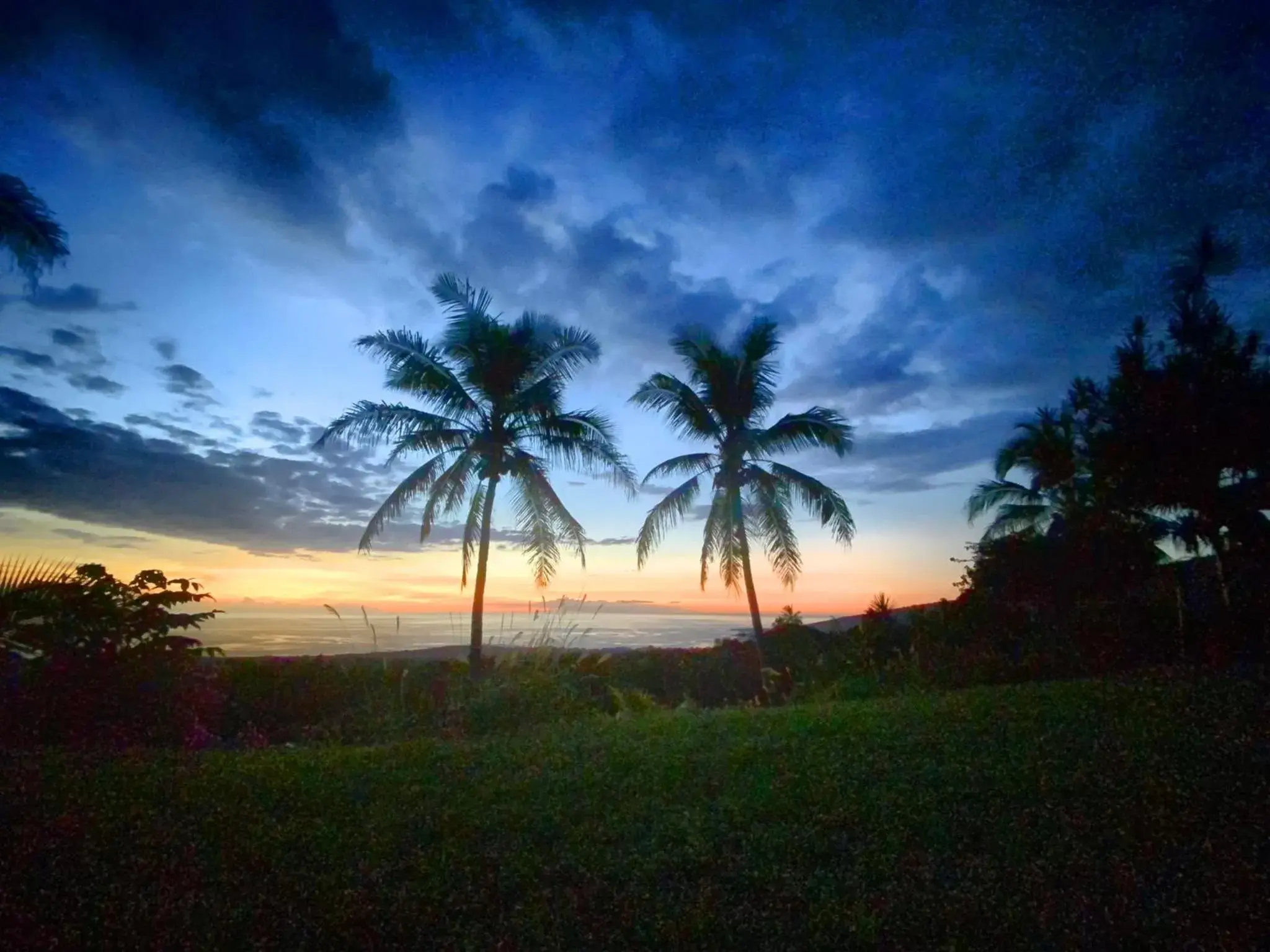 Sunrise/Sunset in Kona Bayview Inn