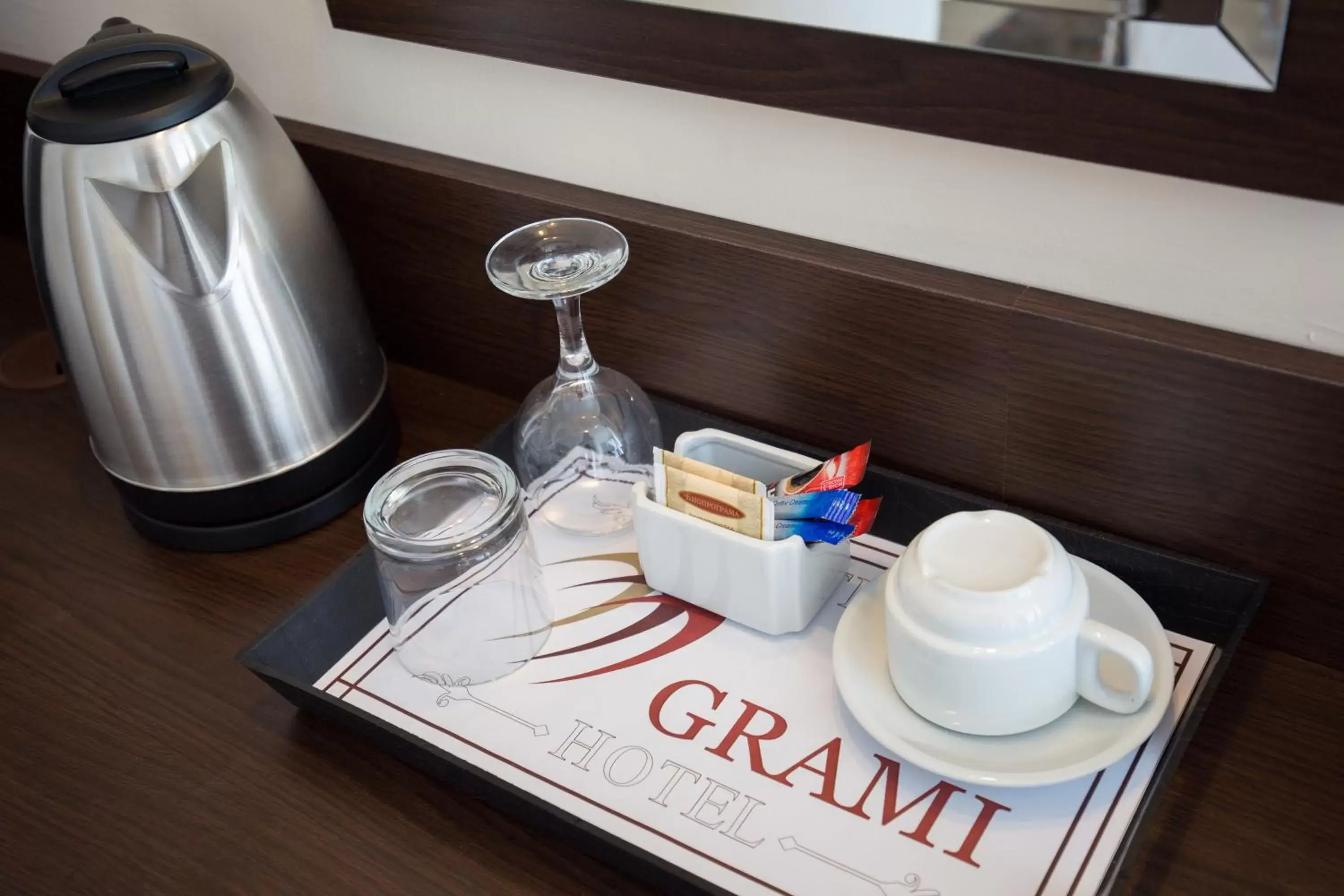 Coffee/tea facilities in Grami Hotel Sofia