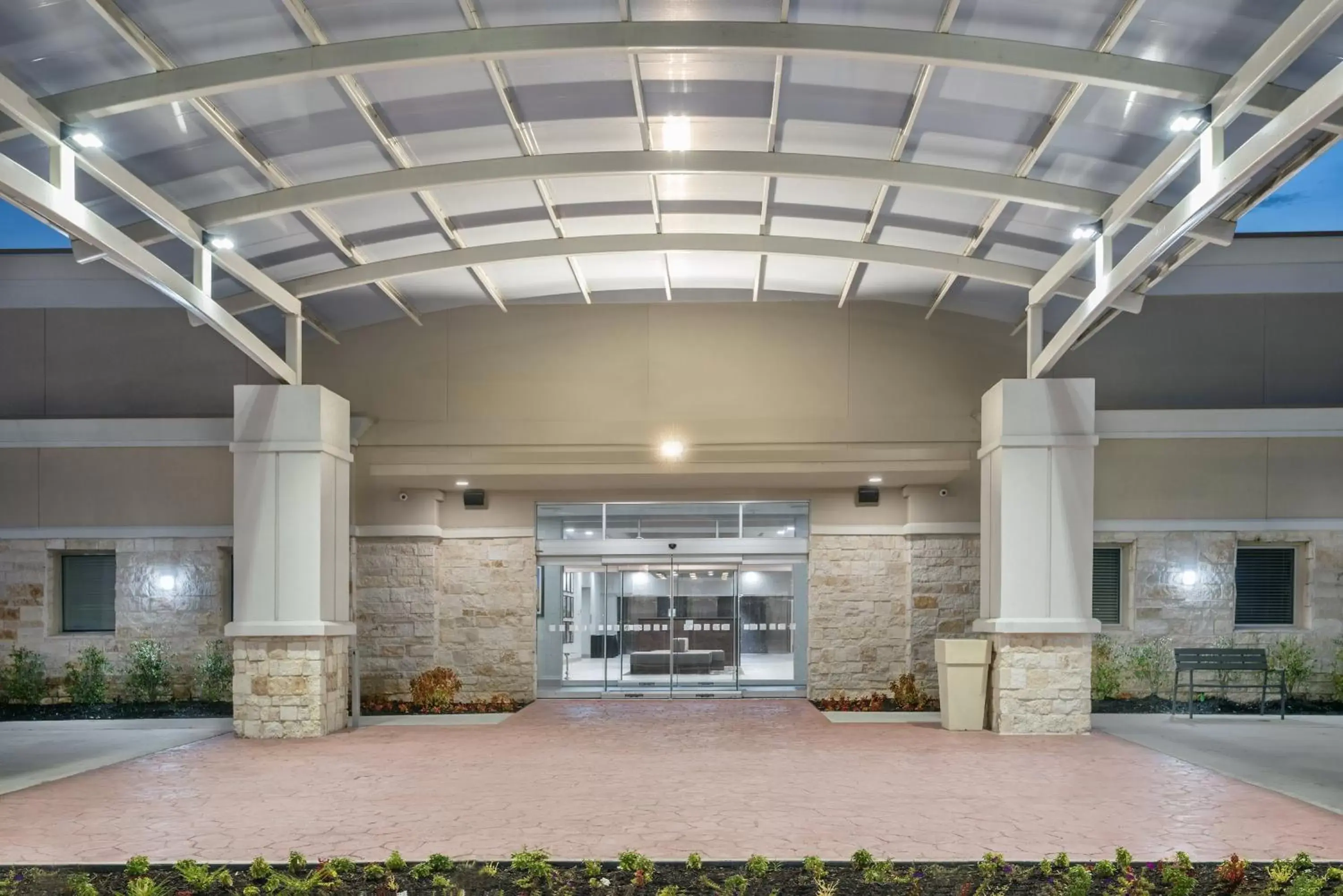Property building in Holiday Inn - Beaumont East-Medical Ctr Area, an IHG Hotel