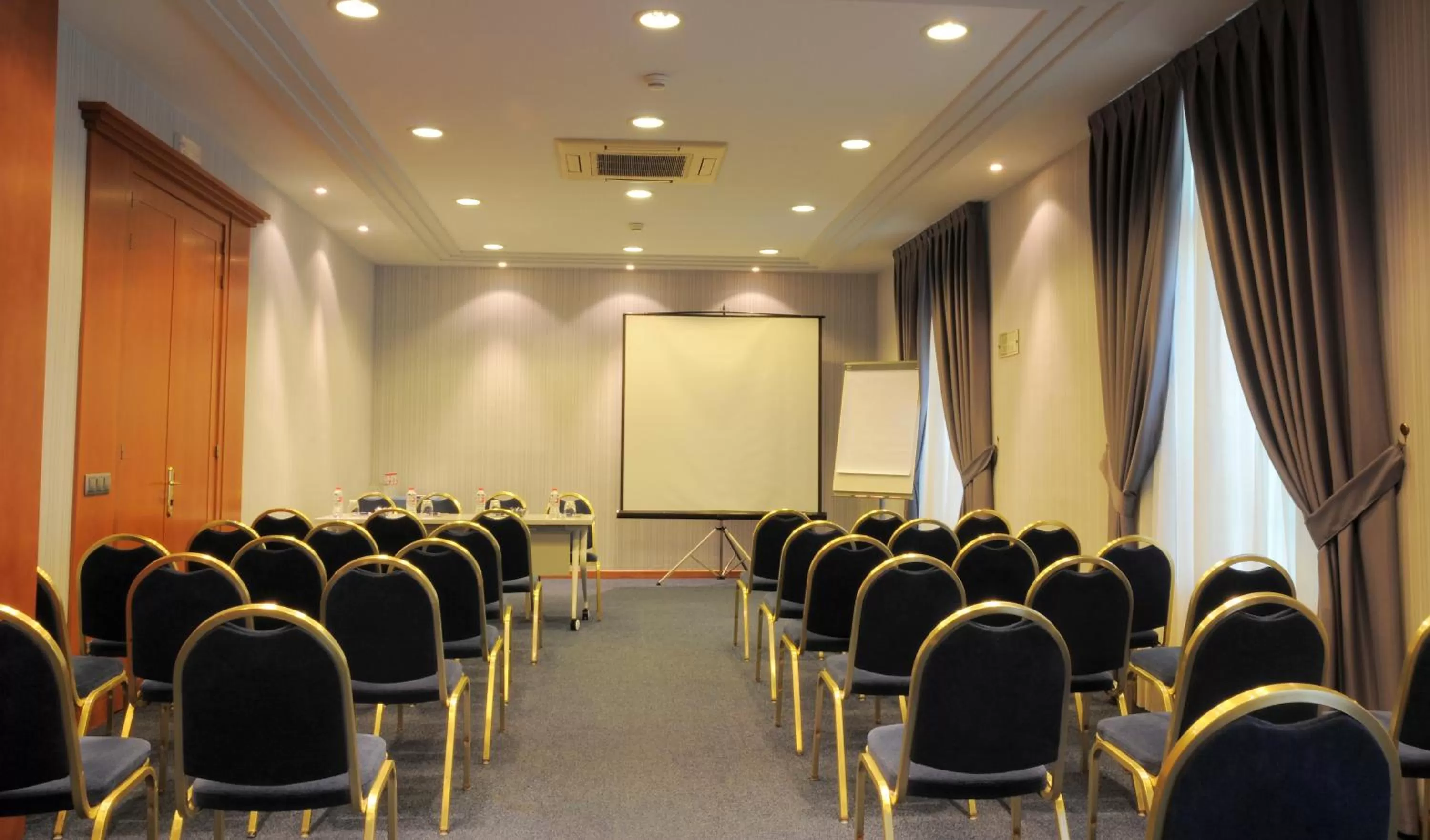 Business facilities in Best Western Premier Hotel Dante