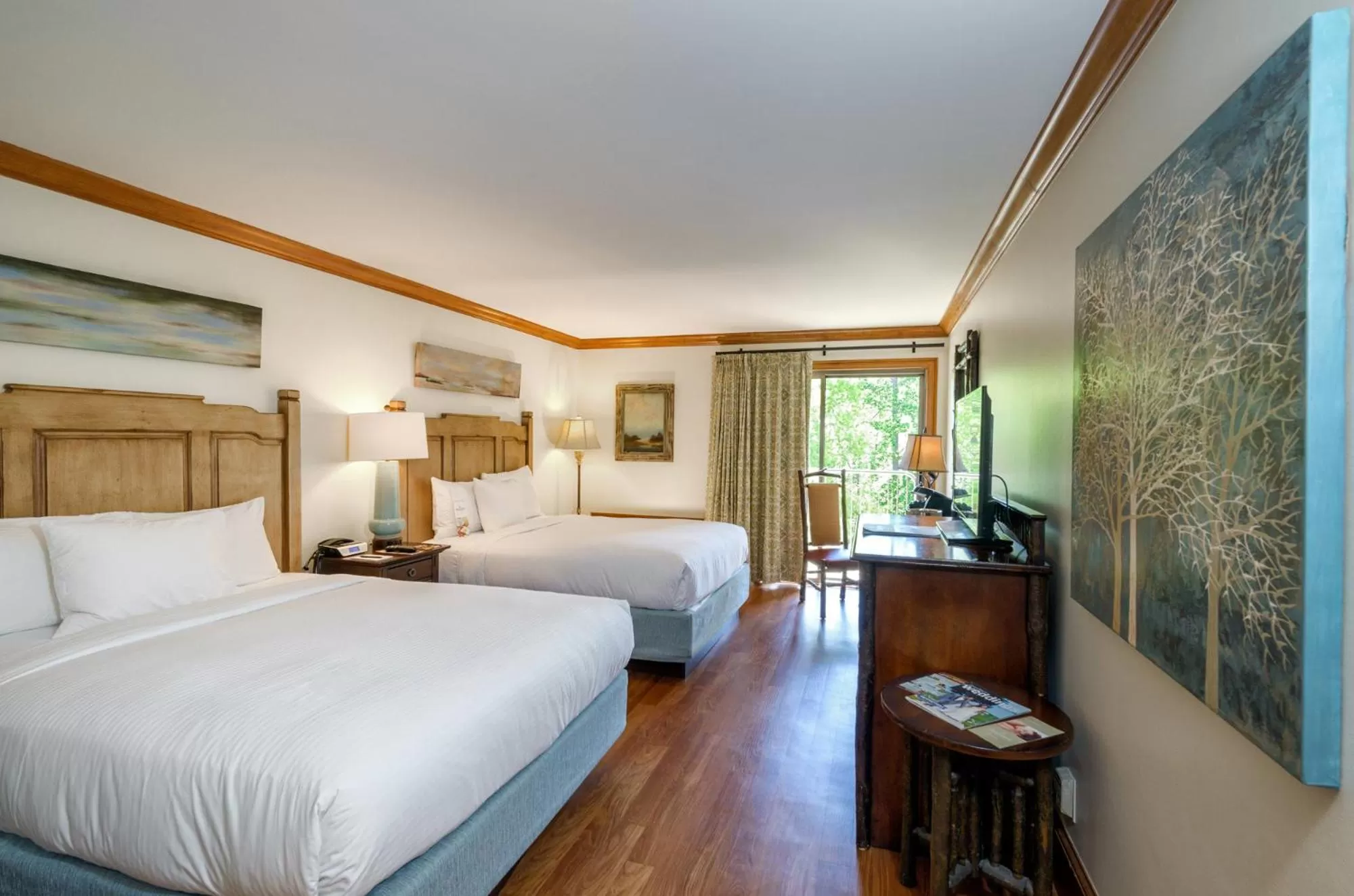 Queen Room with Two Queen Beds in Lanier Islands Legacy Lodge