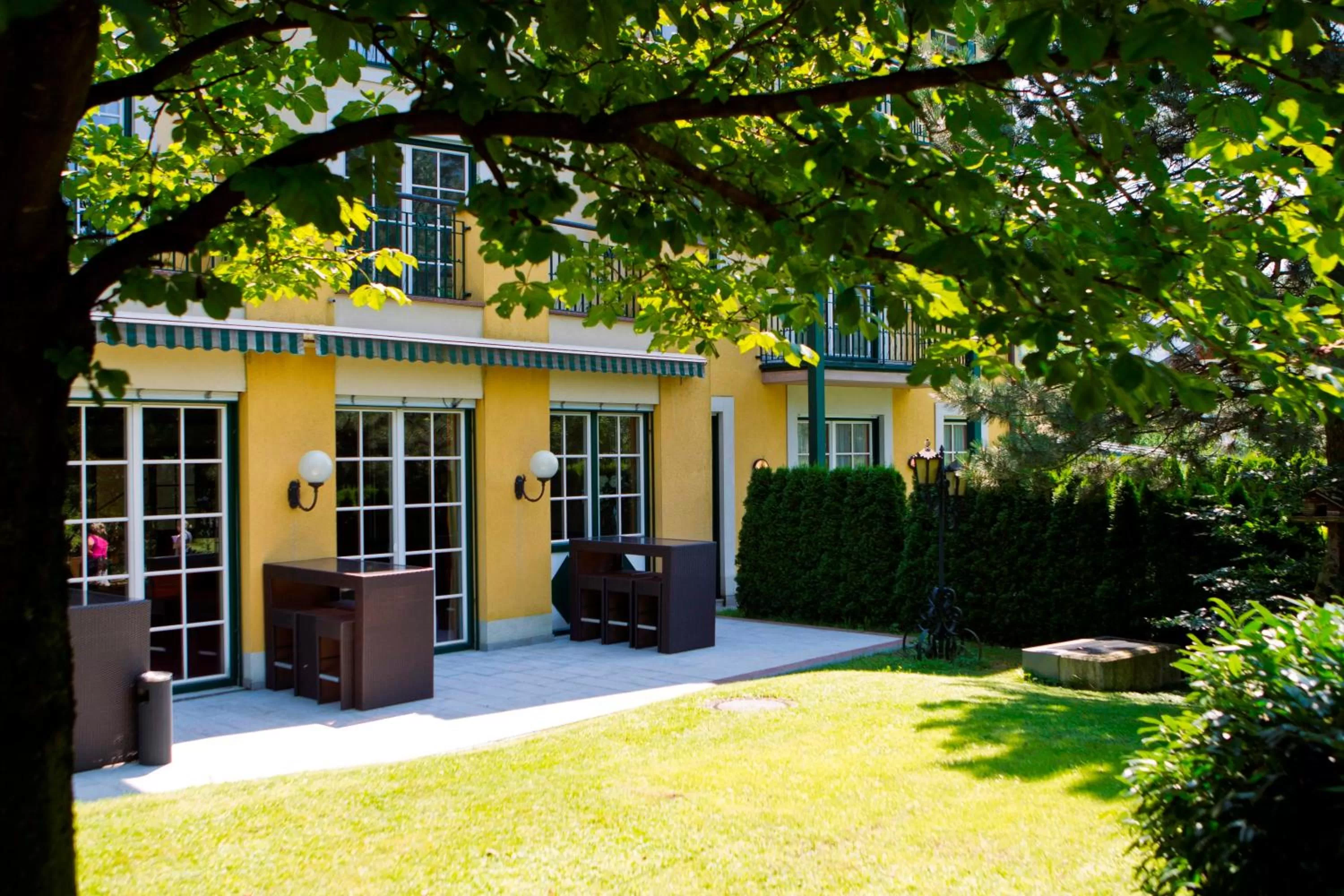 Facade/entrance in Hotel Hubertushof
