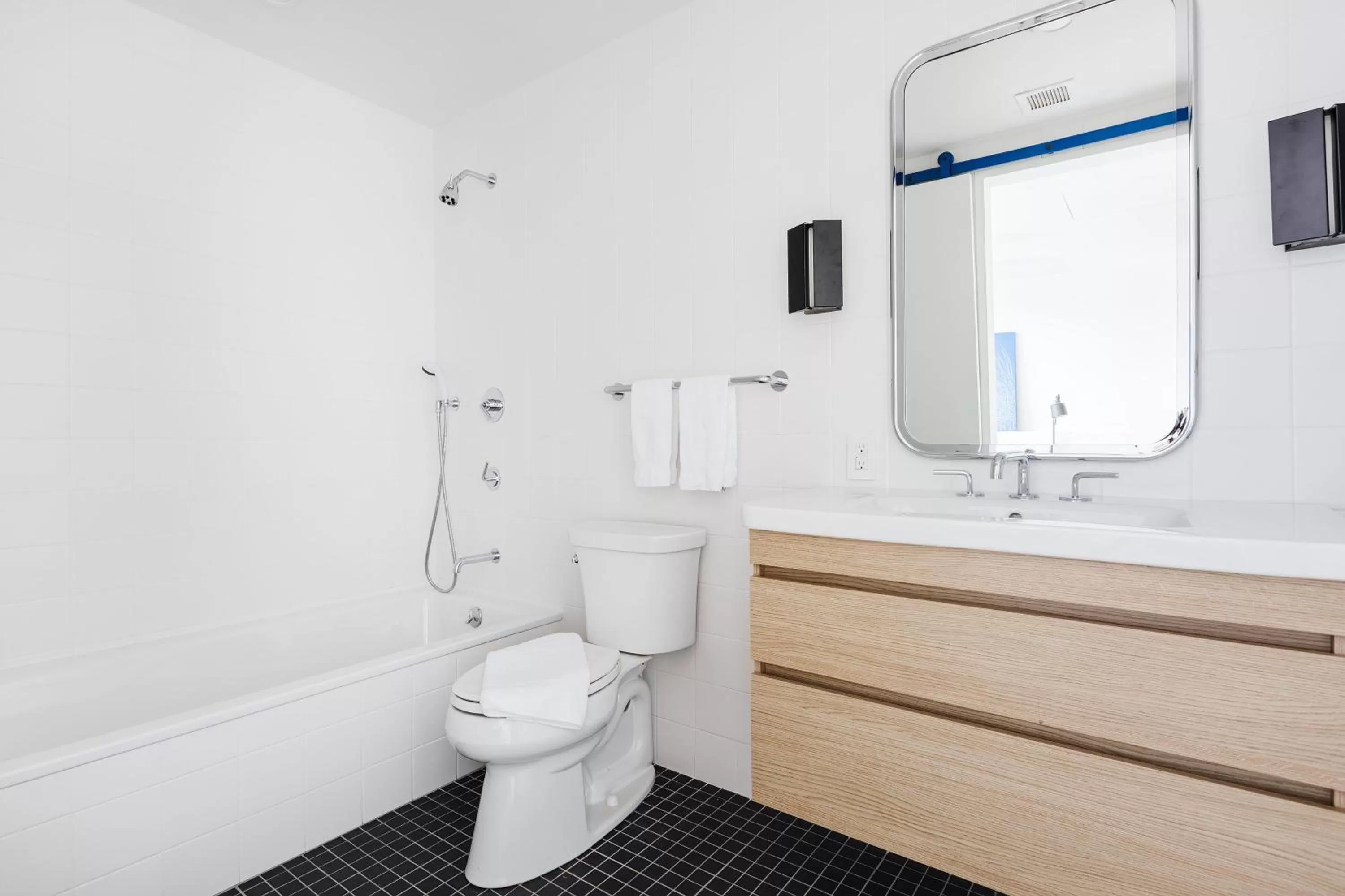 Shower in Placemakr Wall Street