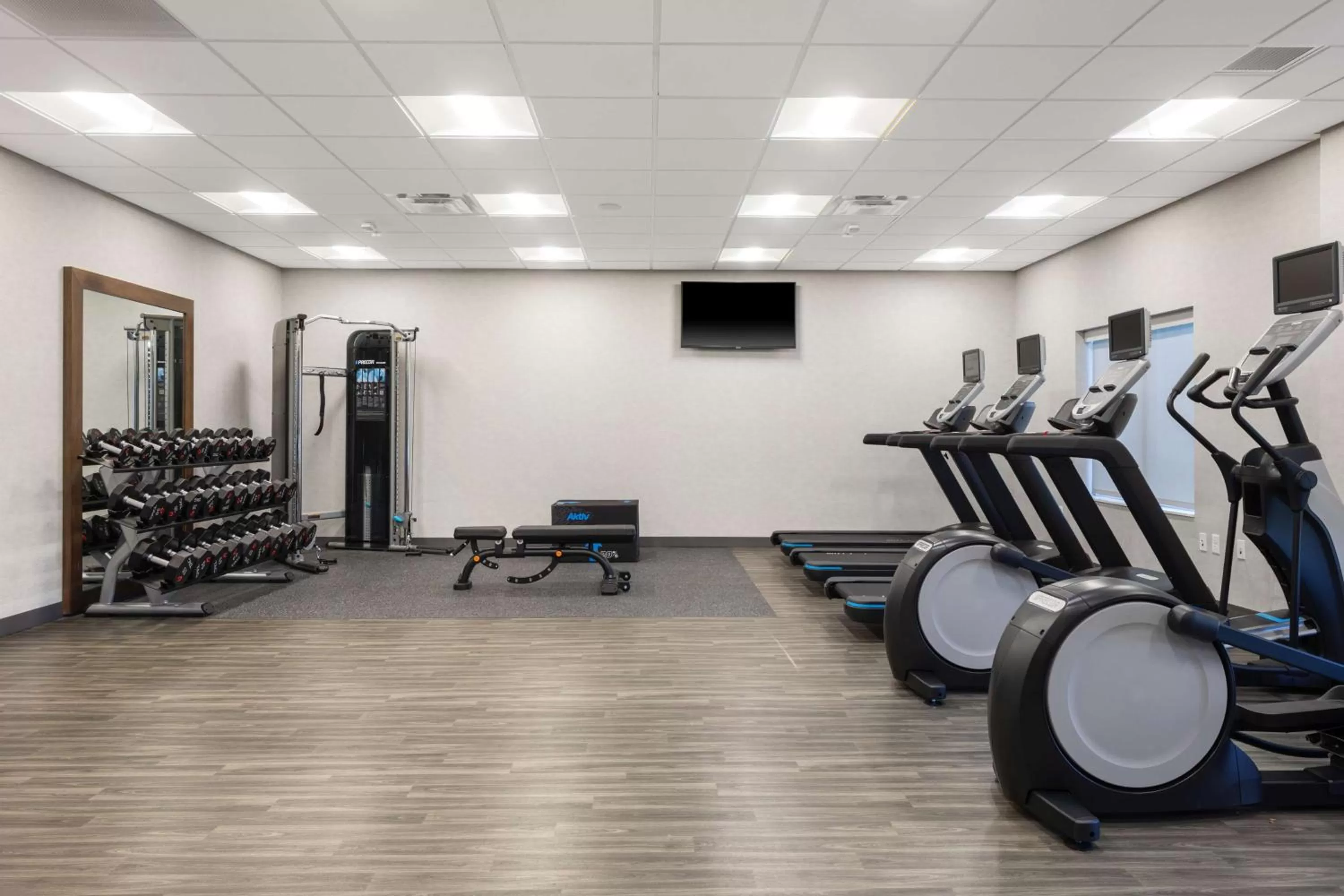 Fitness centre/facilities in Hampton Inn Circleville, Oh