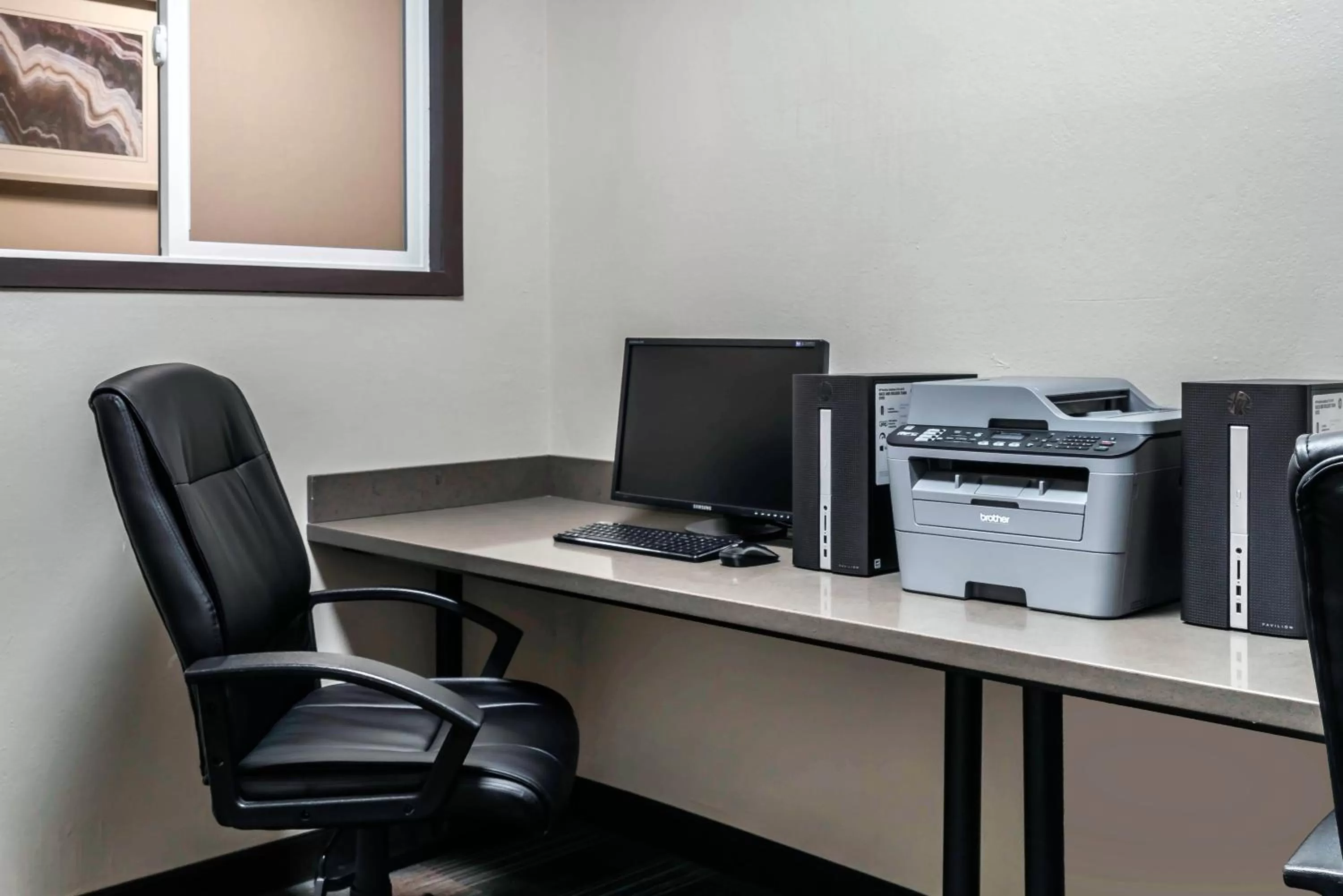 Business facilities in Oasis Inn Tacoma