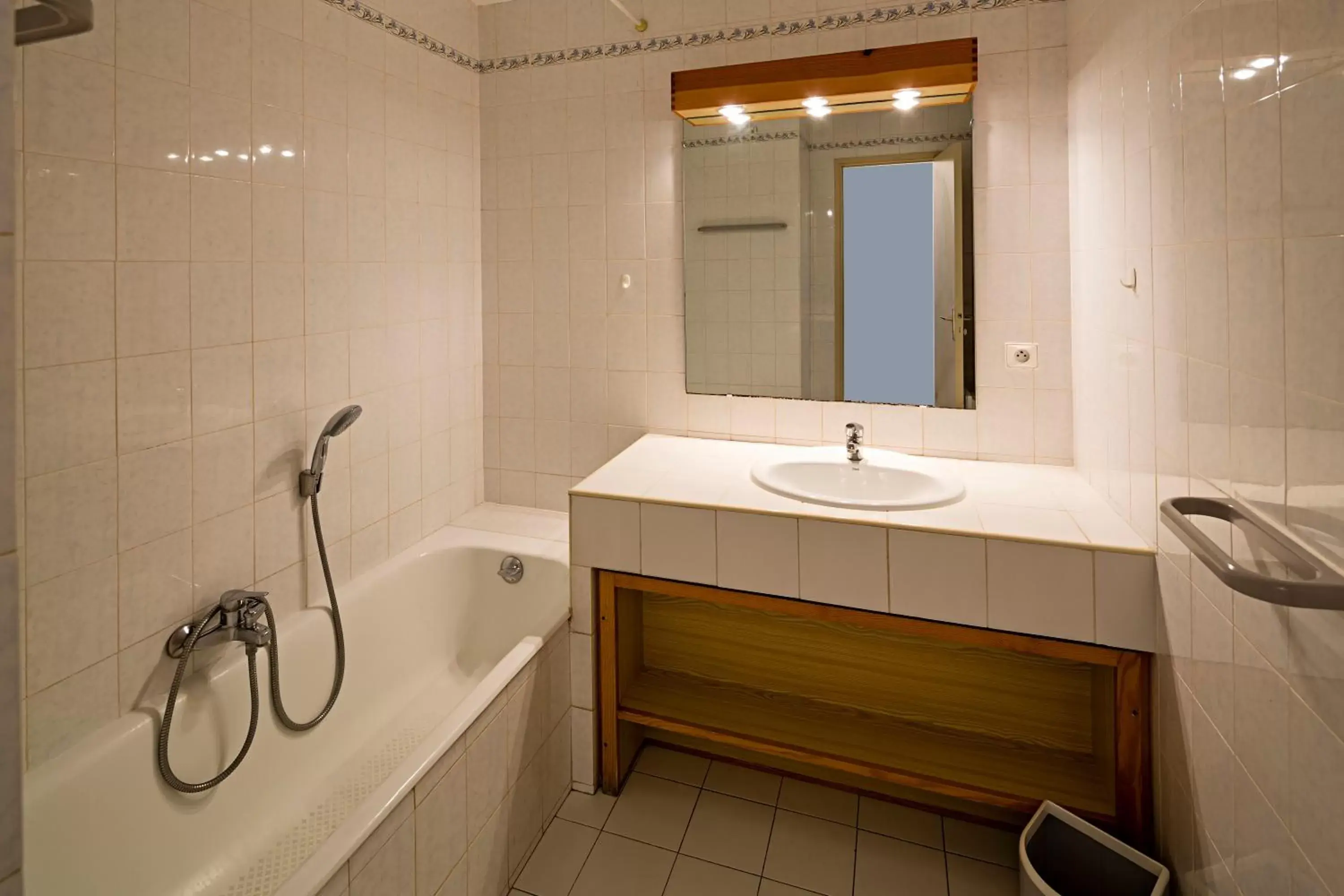 Bathroom in Hotel Provençal