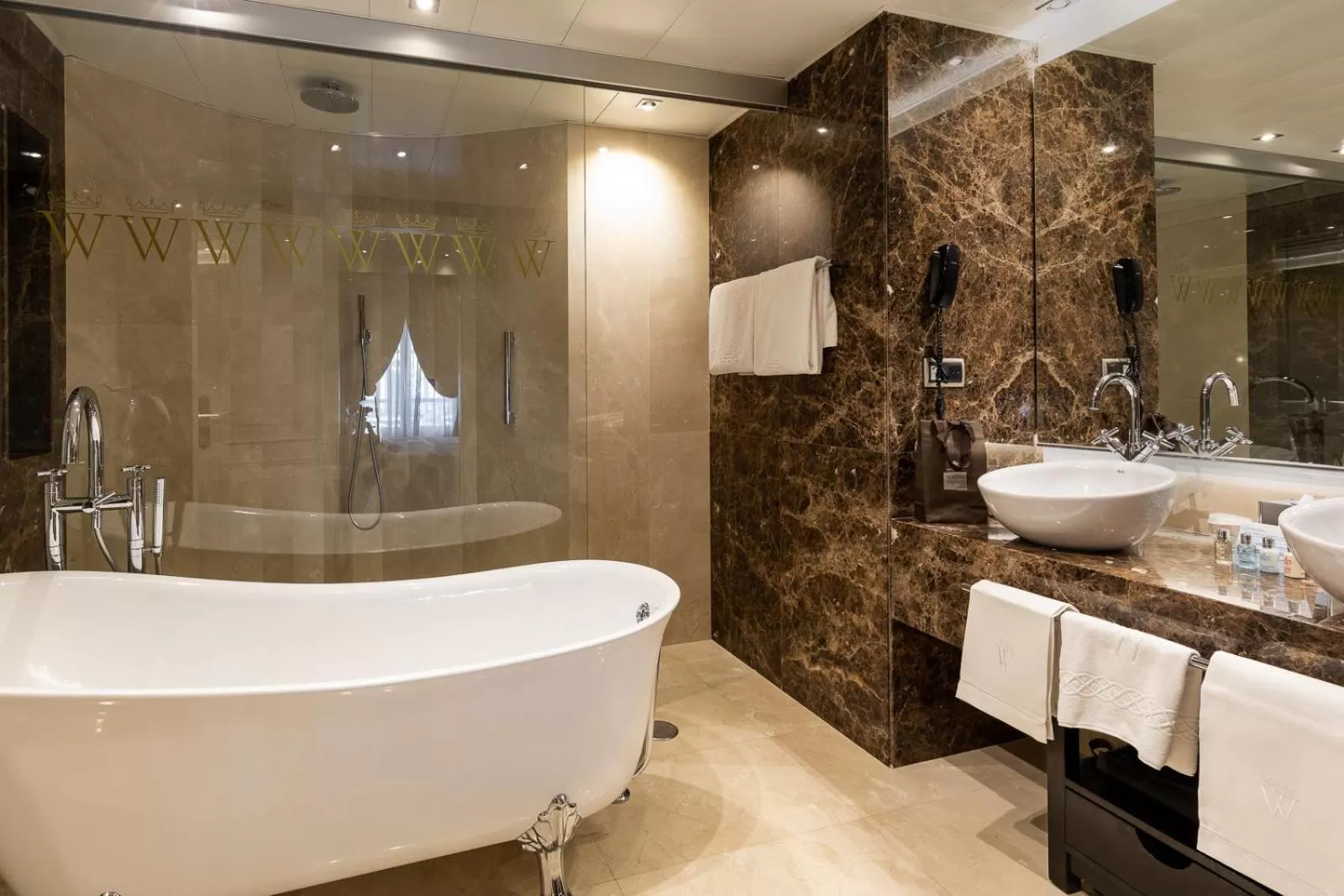 Bathroom in Wellington Hotel & Spa Madrid