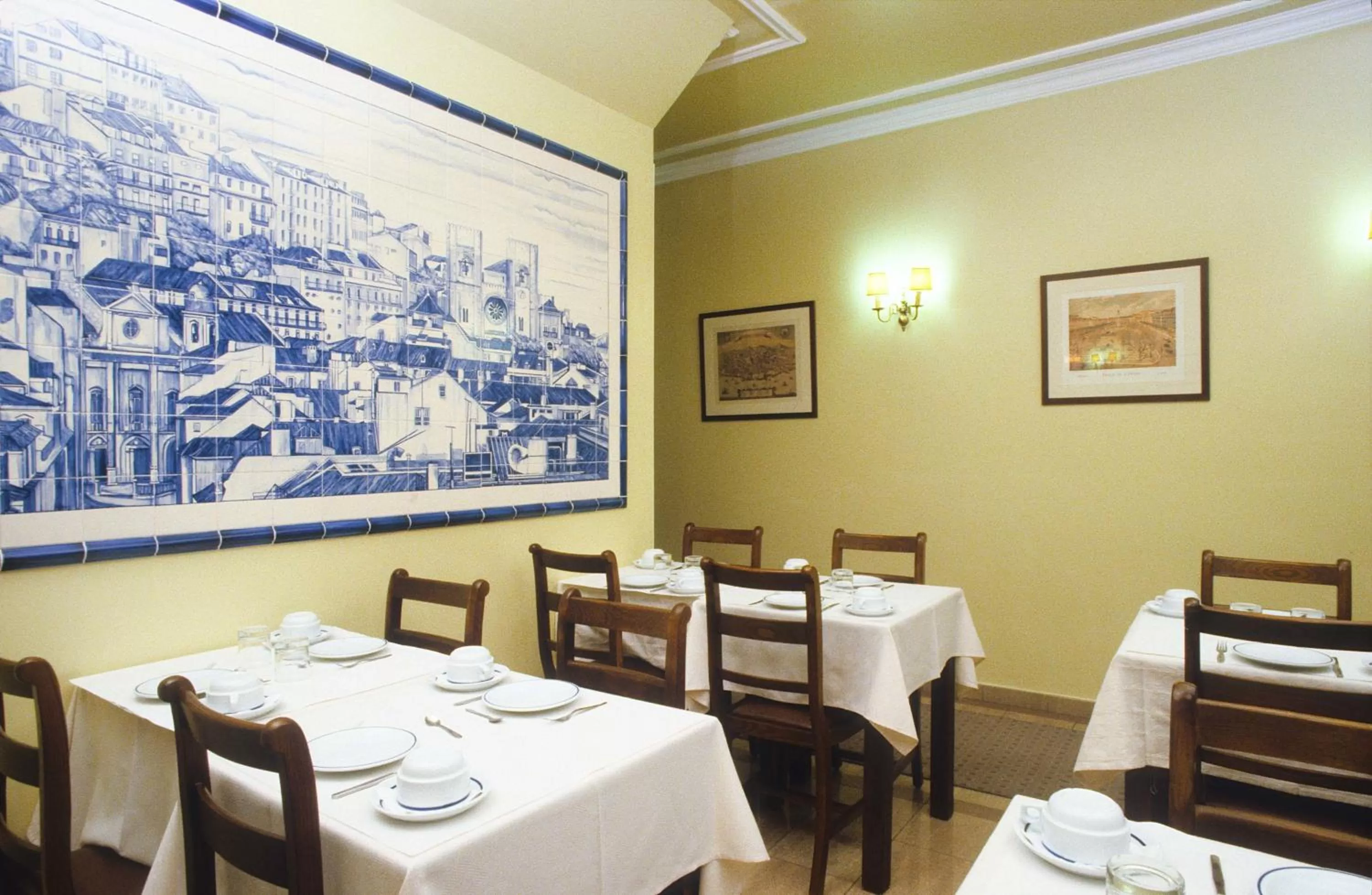 Restaurant/places to eat in Hotel Dom Sancho I