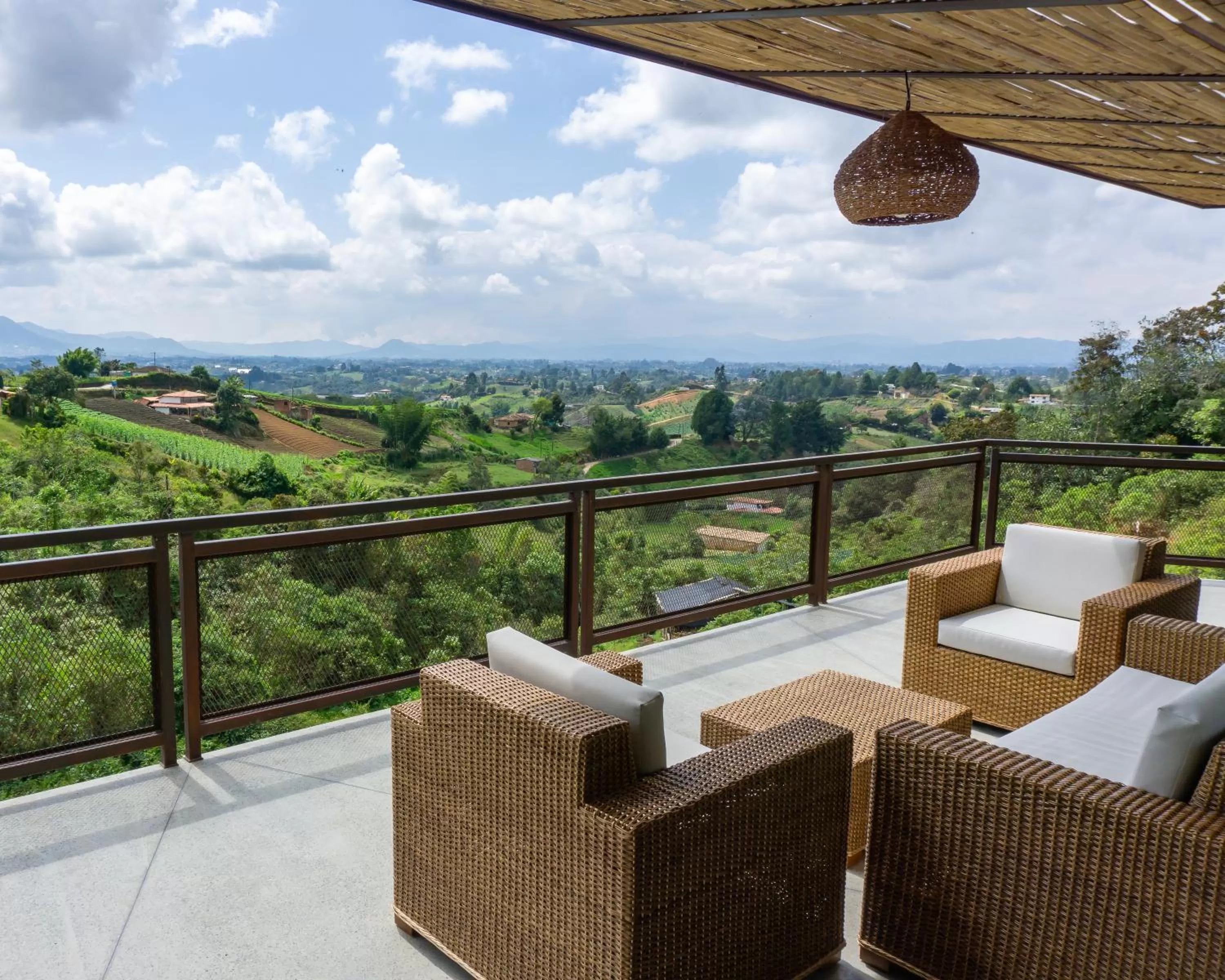 Area and facilities in Cannua Lodge