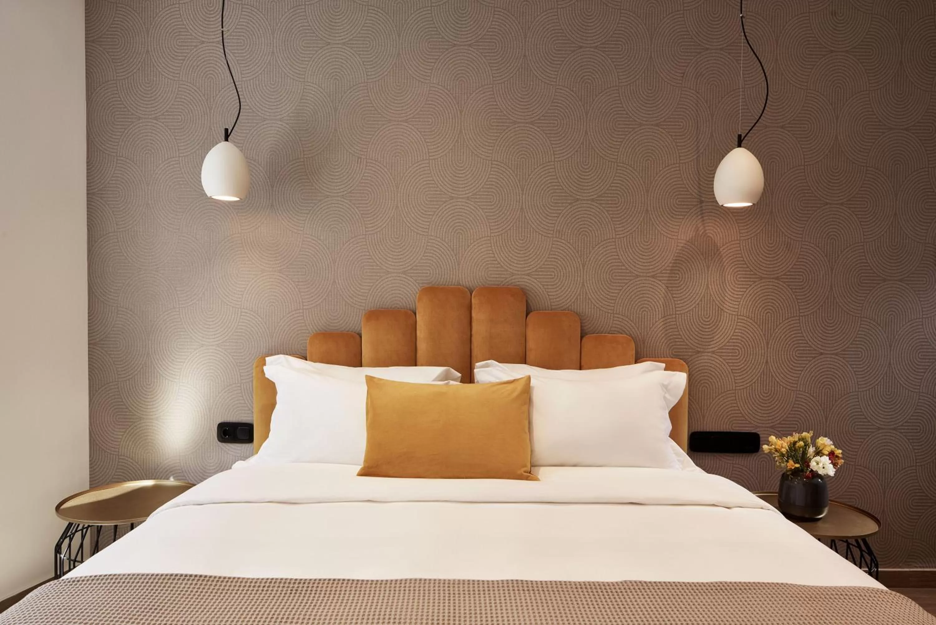 Photo of the whole room, Bed in Athens4