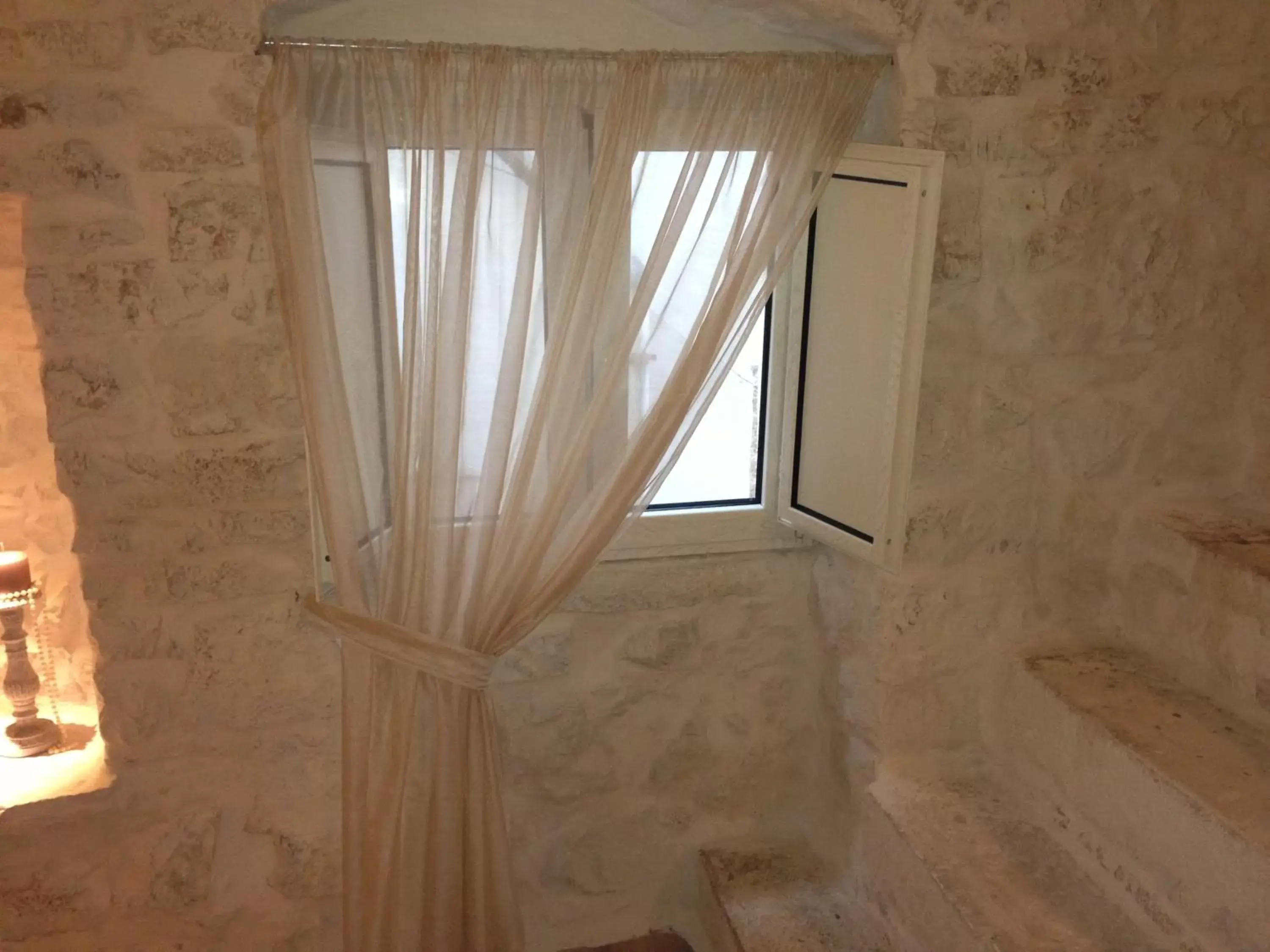 Decorative detail, Bathroom in Albergo Diffuso Dimora Rossi