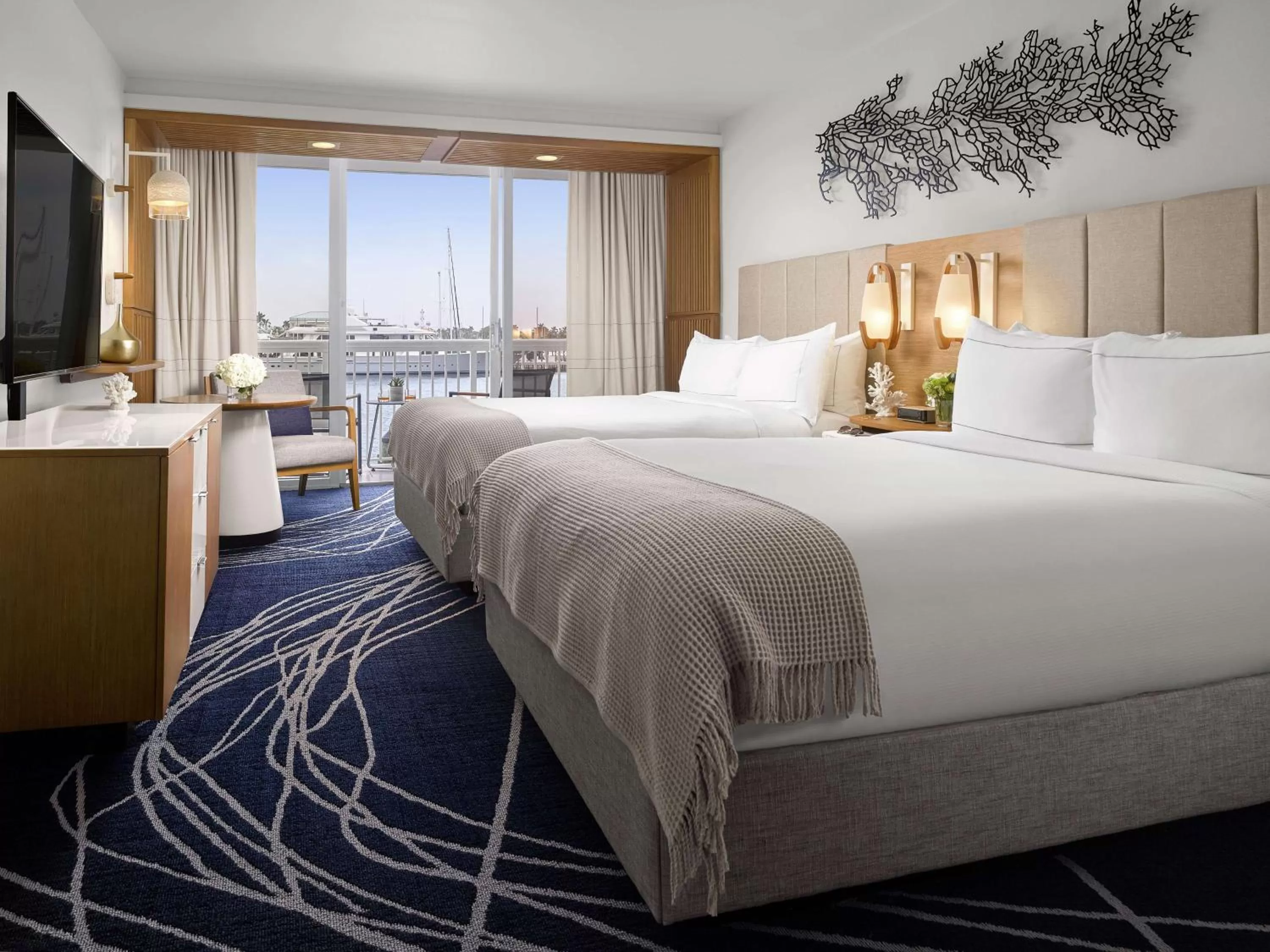 Bed in Hilton Fort Lauderdale Marina