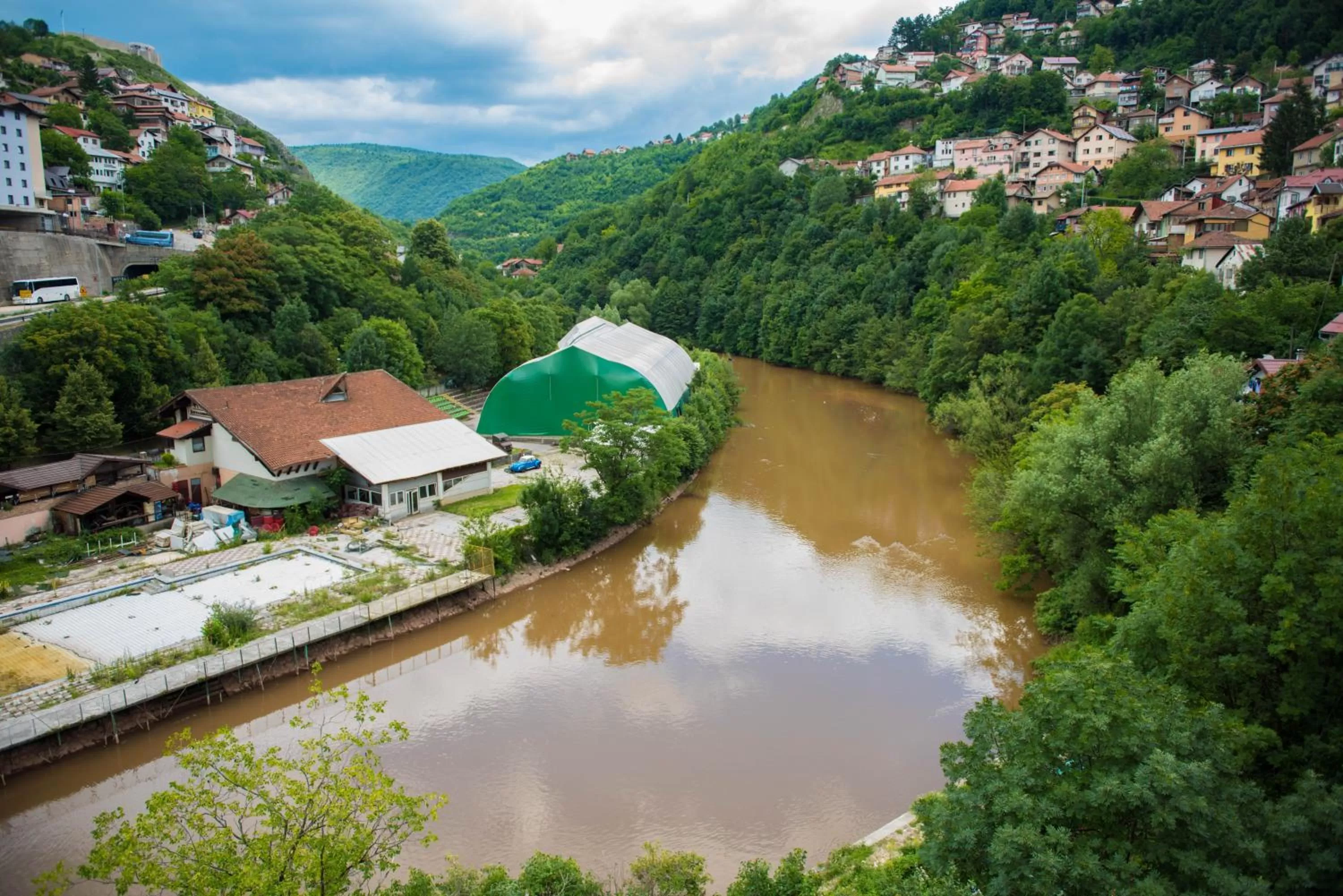 Bird's-eye View in Leader apartment