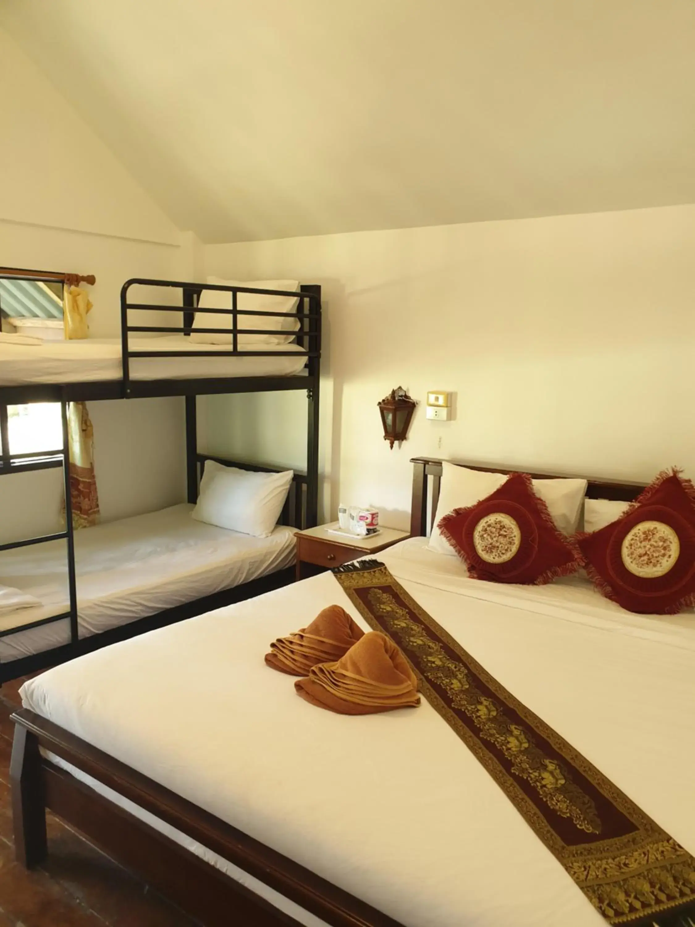 Bed, Bunk Bed in Lanta Family resort