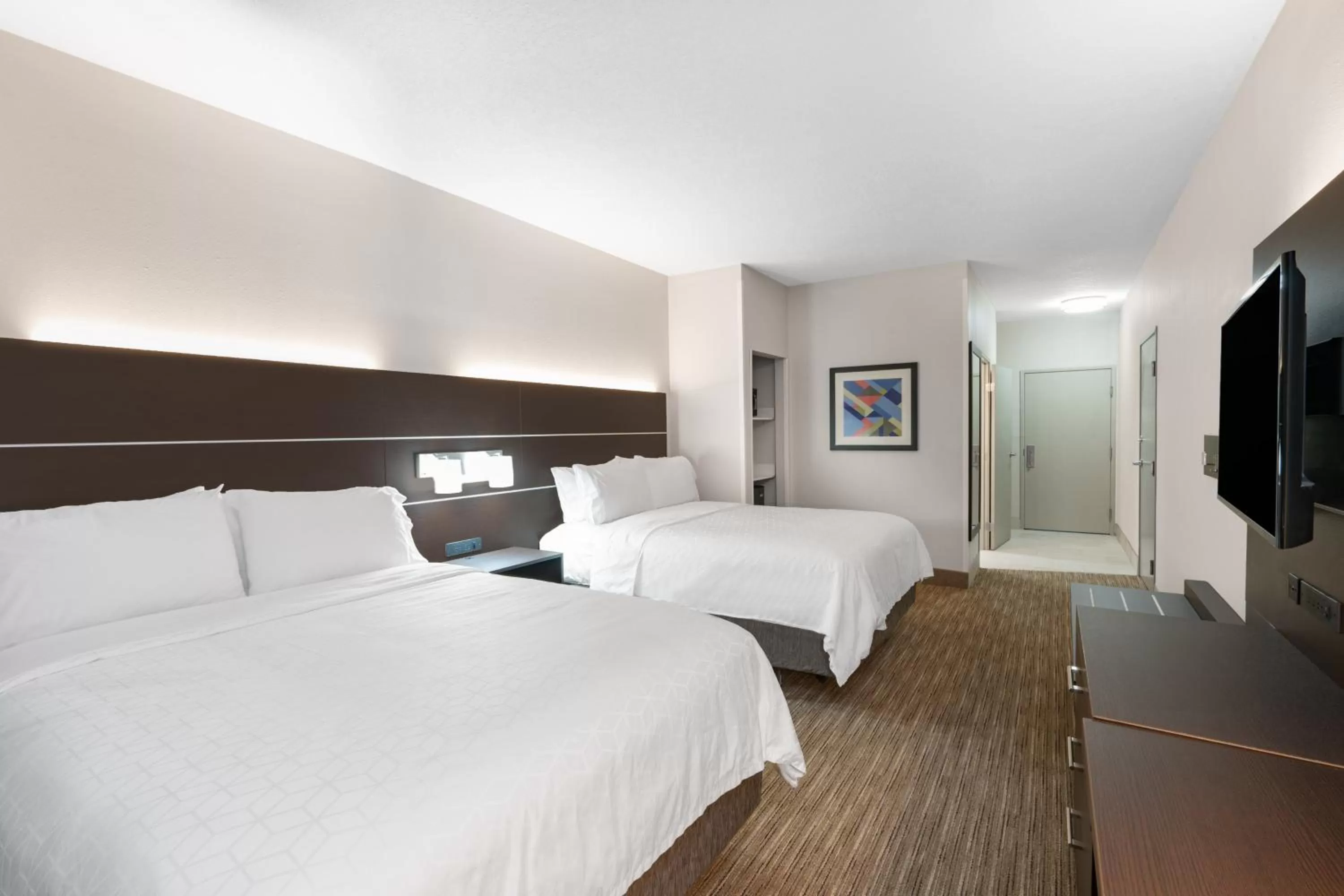 Photo of the whole room, Bed in Holiday Inn Express Hotel & Suites Albuquerque - North Balloon Fiesta Park by IHG