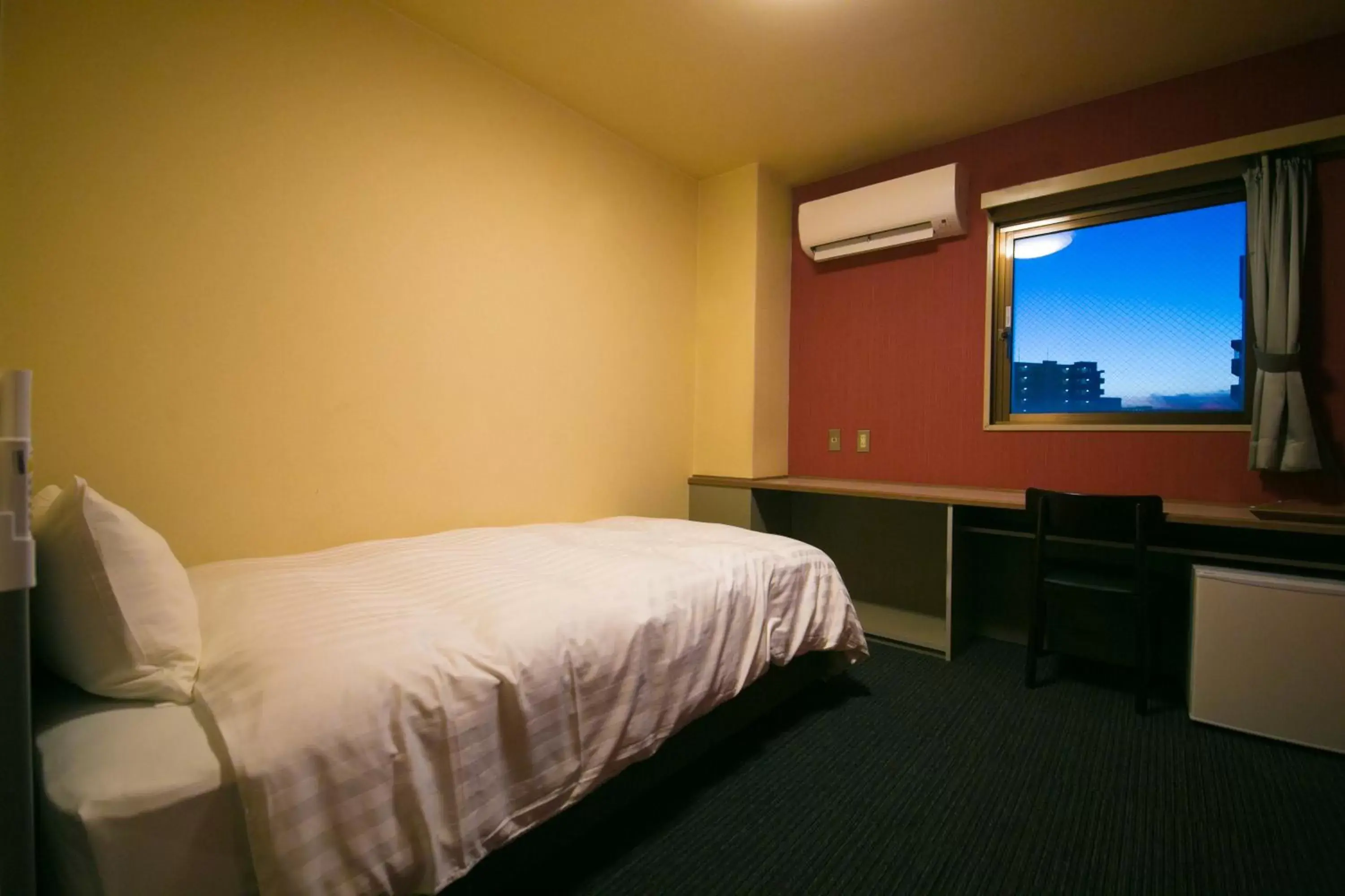 Bedroom, Room Photo in HOTEL 910