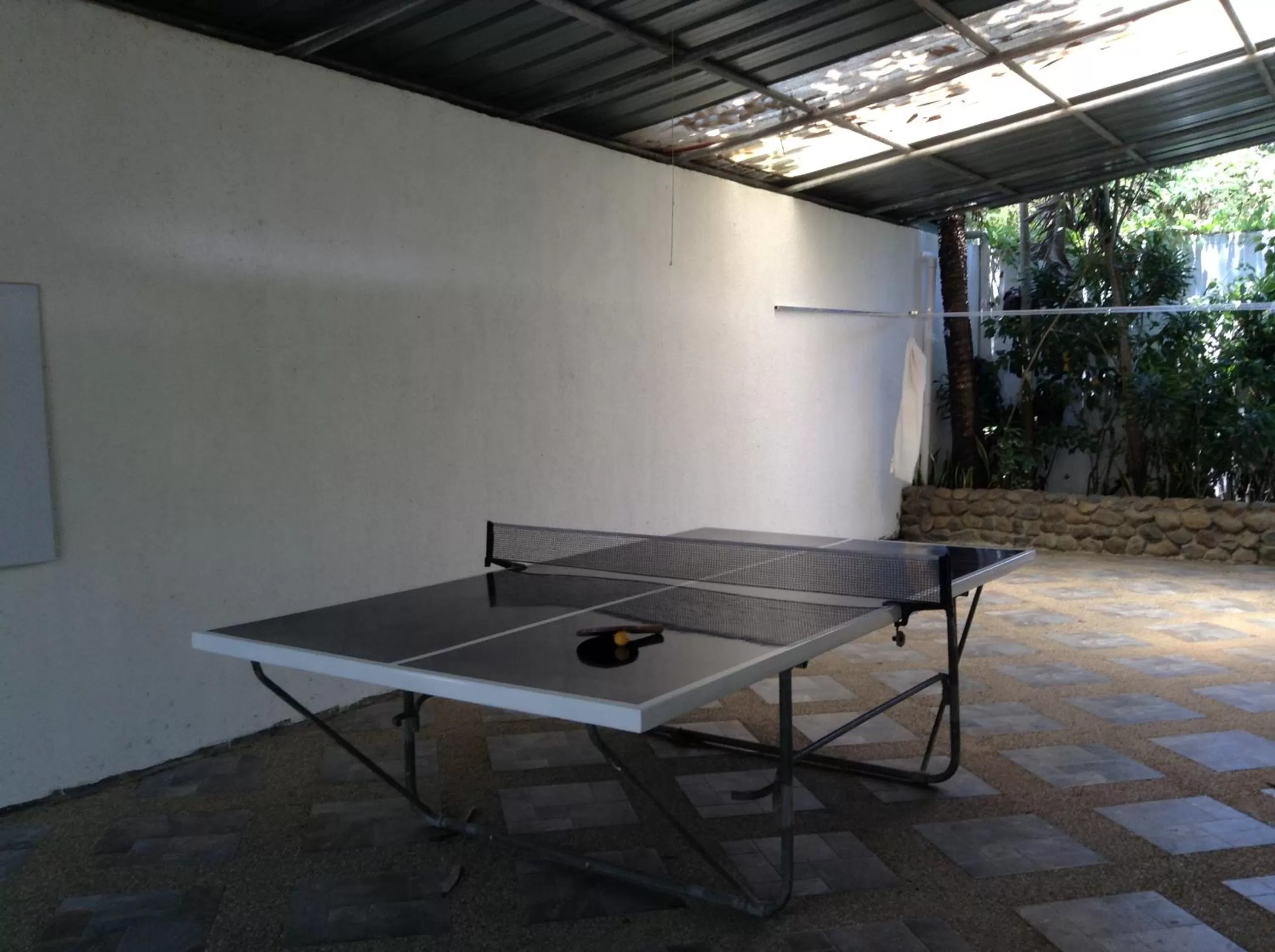 Table tennis in Balay Tuko Garden Inn