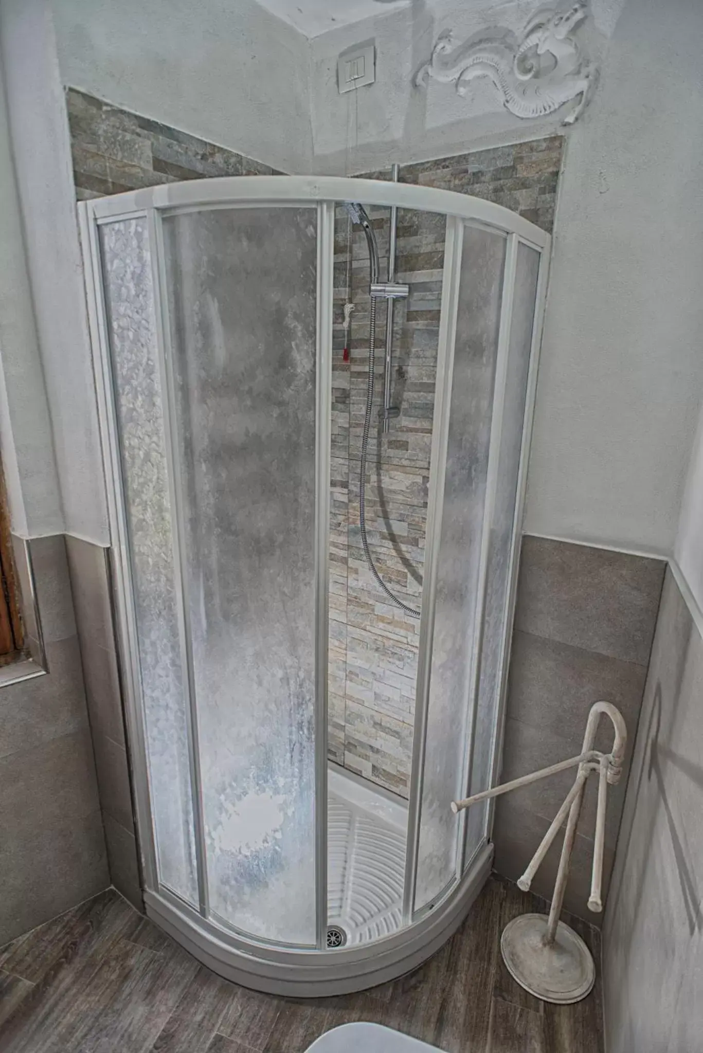 Shower, Bathroom in B.E.A. Maison