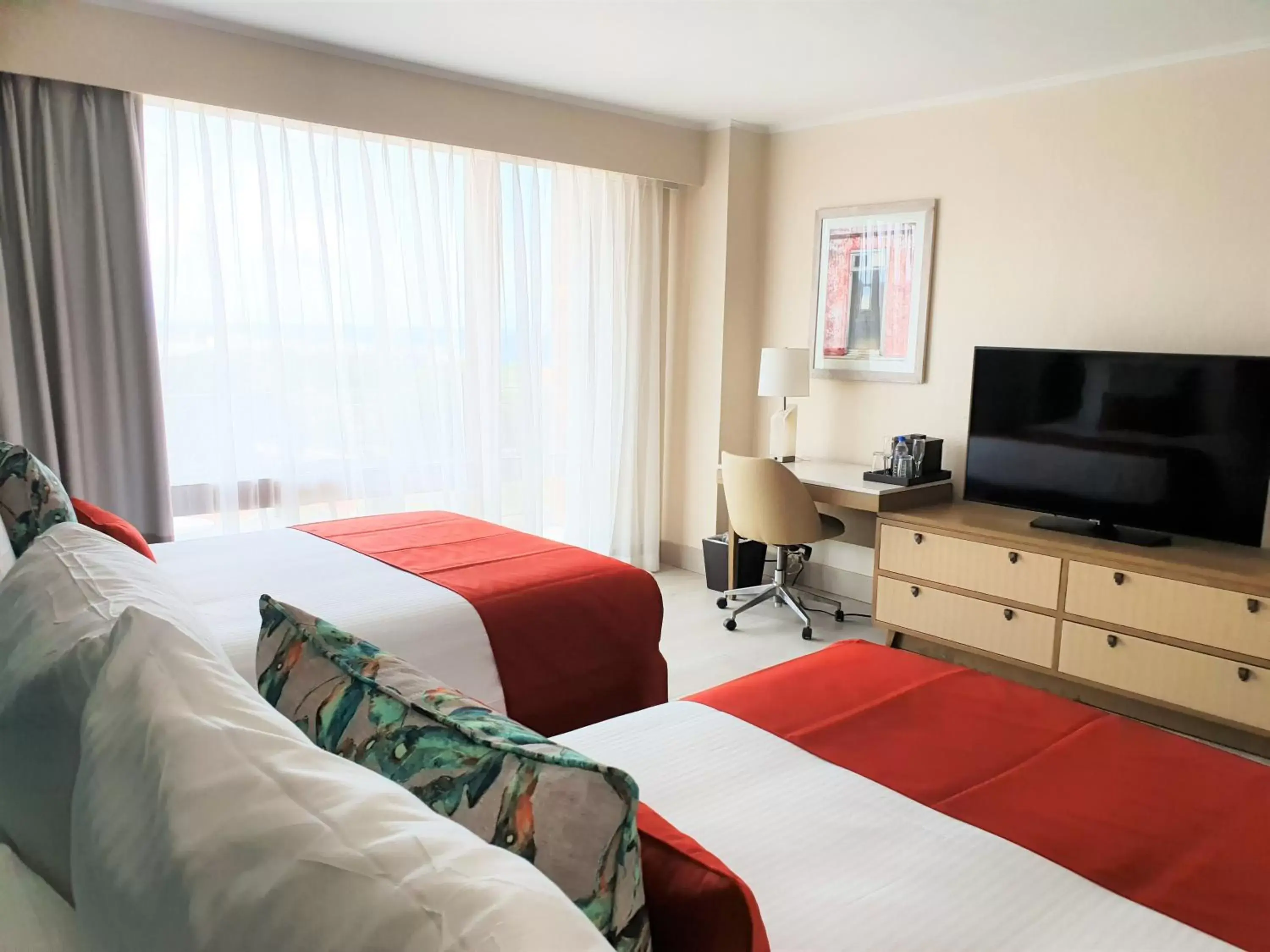 Deluxe Partial Ocean View Double - single occupancy in Dreams Curacao Resort, Spa & Casino