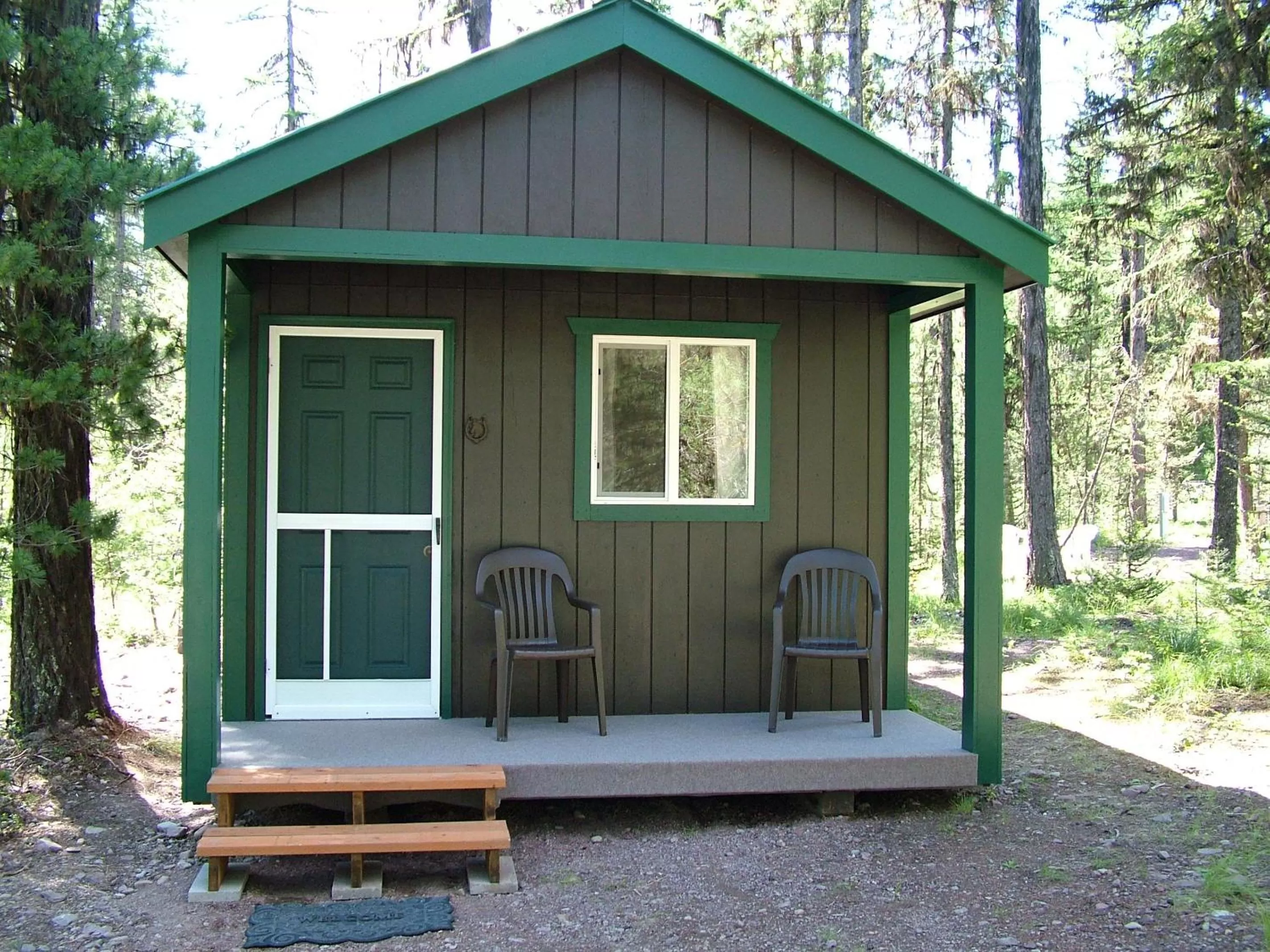 Facade/entrance, Property Building in Glacier Haven Inn