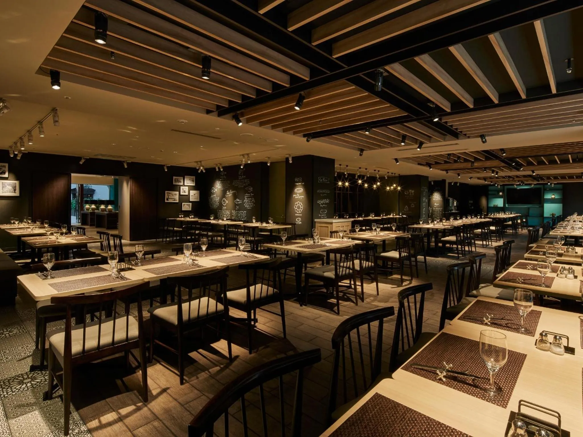 Restaurant/places to eat in Grand Nikko Tokyo Bay Maihama