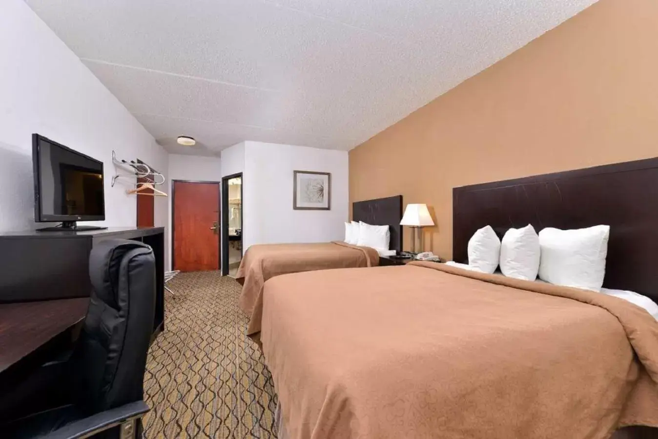 Queen Room with Two Queen Beds in Quality Inn & Suites Matteson near I-57