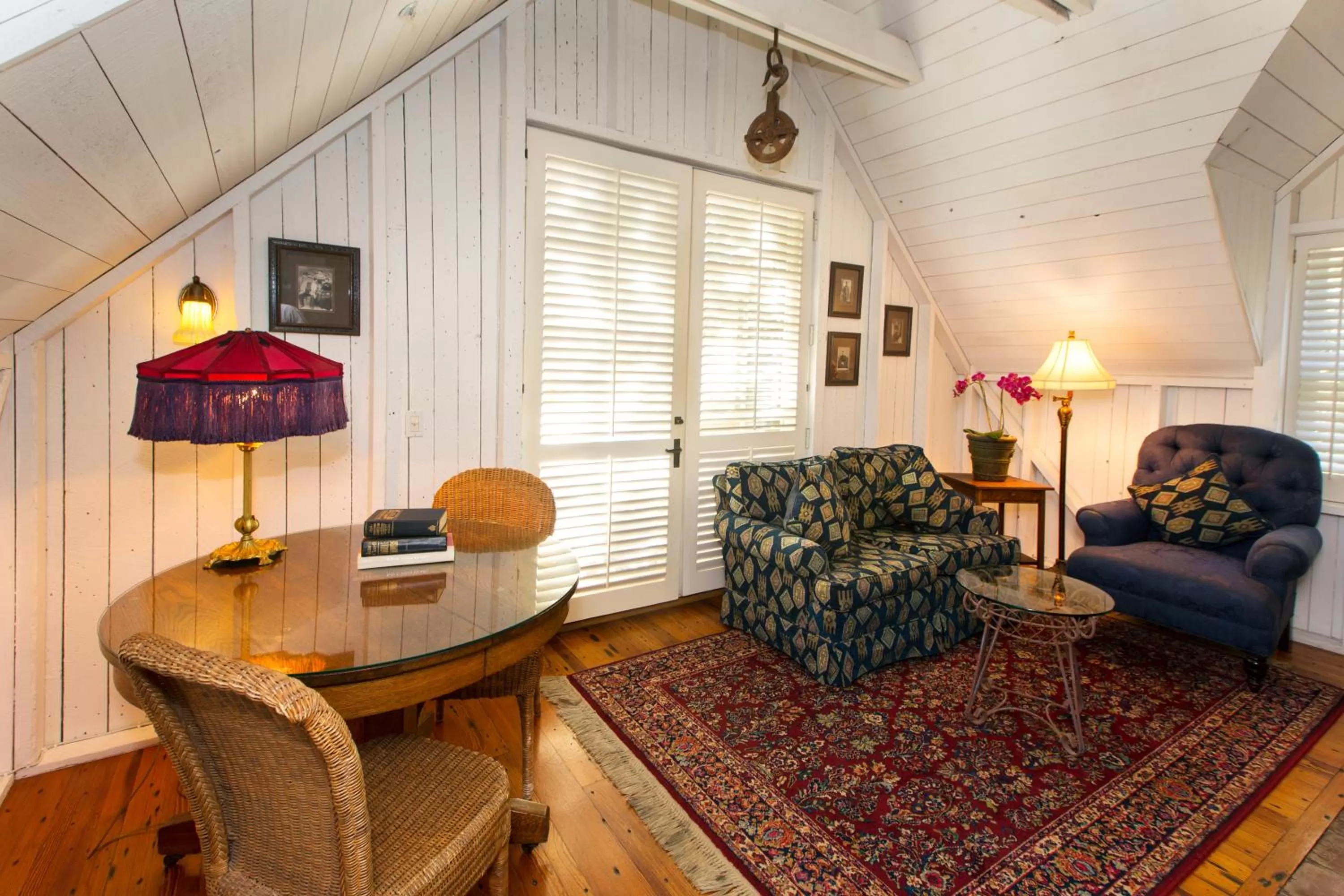 Day in Simpson House Inn