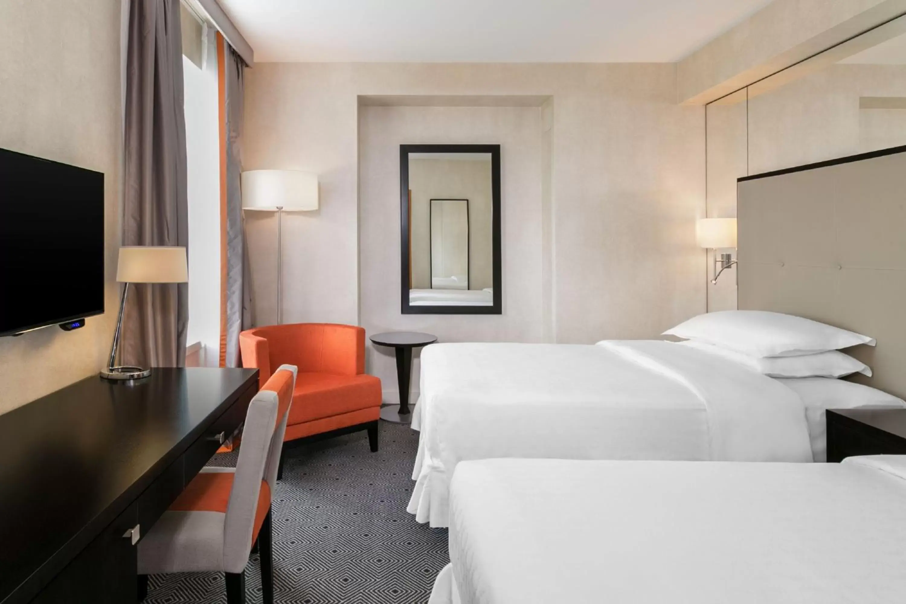 Executive Twin, Executive level, Guest room, Skyline view in Sheraton Bucharest Hotel Executive Twin, Executive level, Guest room, Skyline view in Sheraton Bucharest Hotel