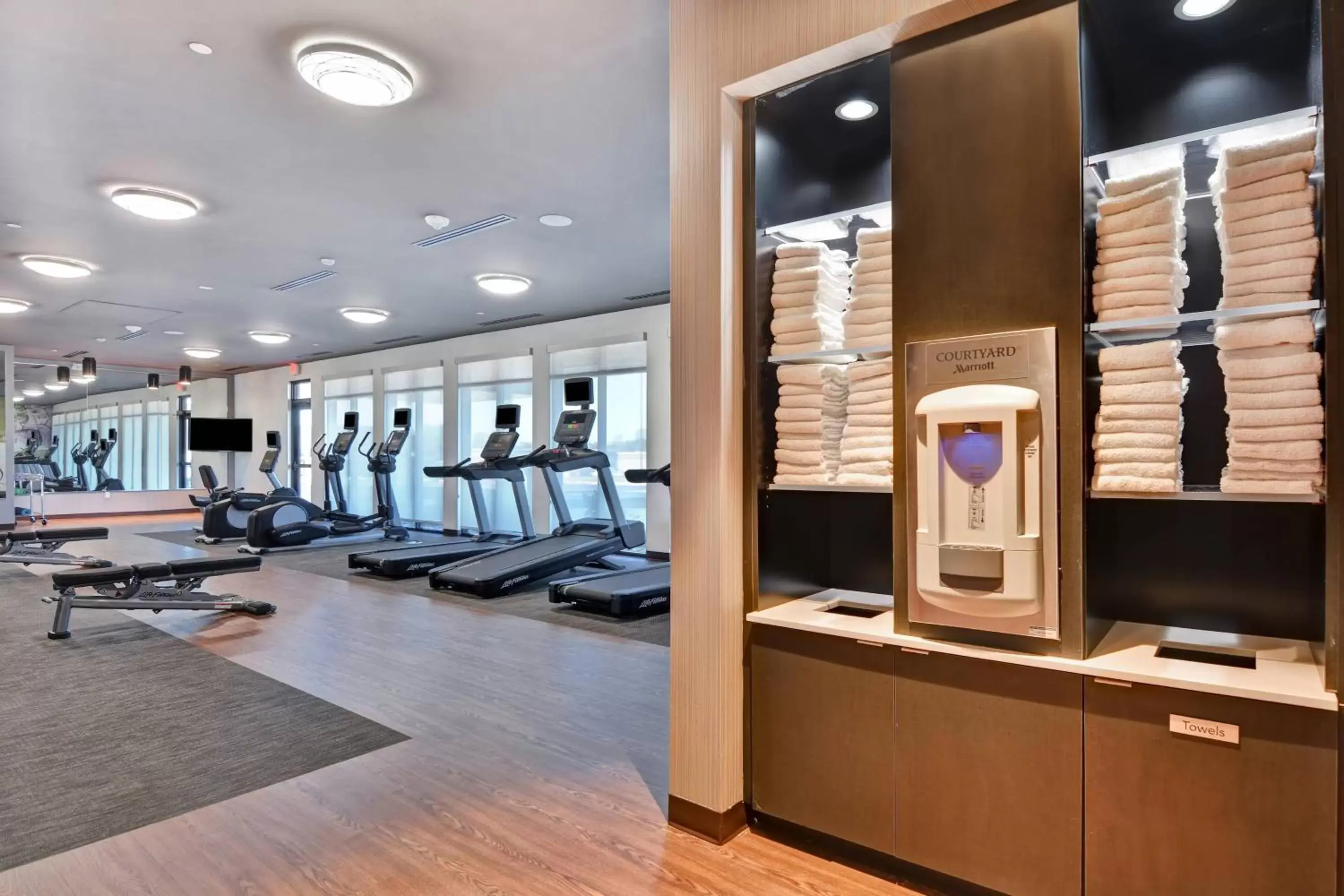 Fitness centre/facilities, Fitness Center/Facilities in Courtyard by Marriott Bentonville Rogers Promenade