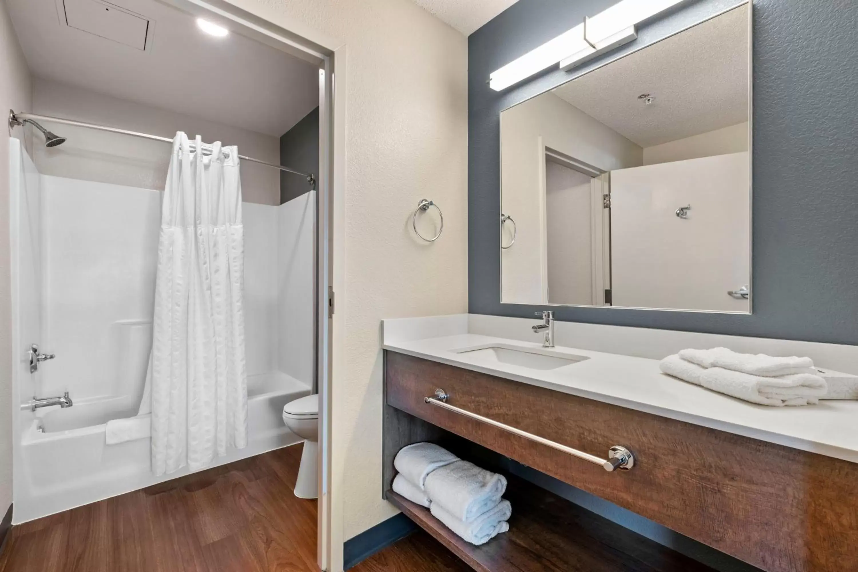 Shower, Bathroom in Extended Stay America Suites - Fremont - Newark